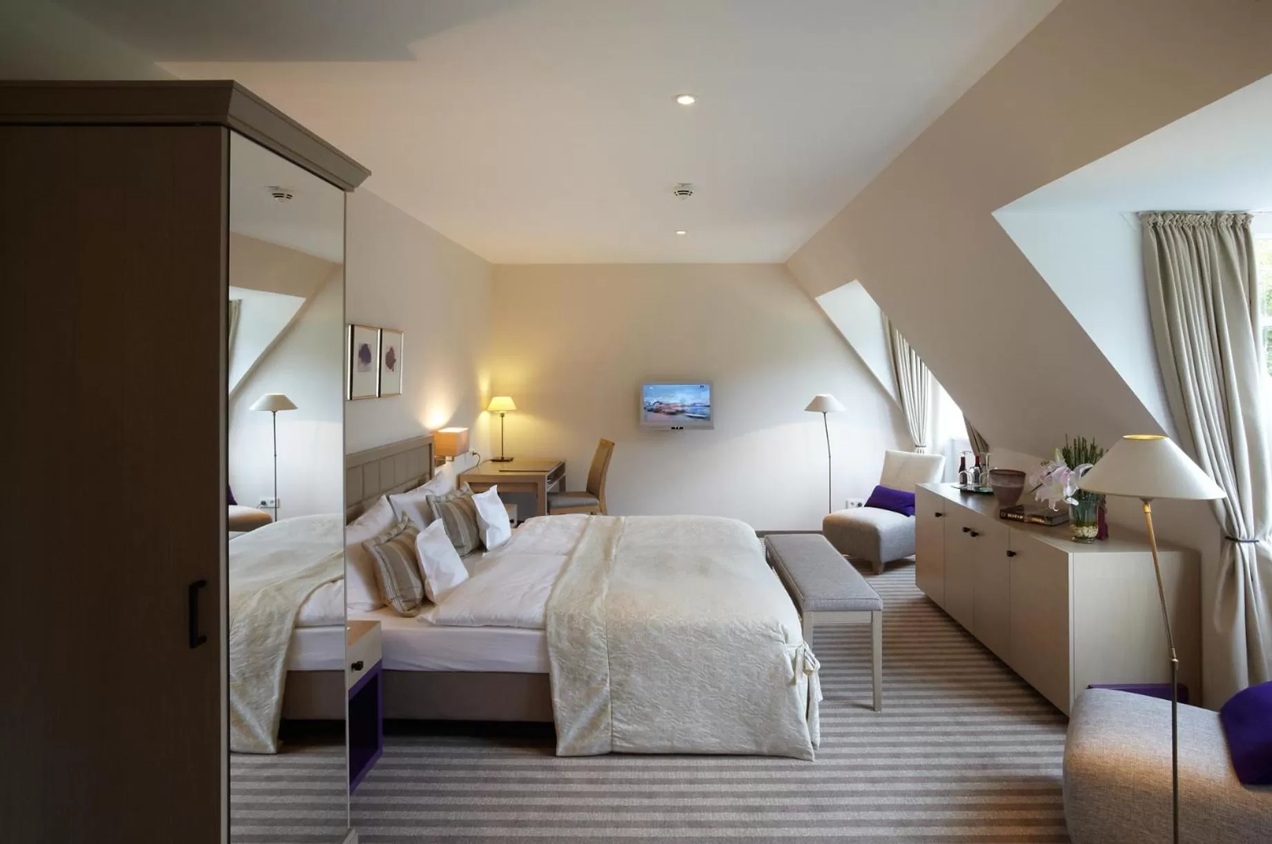 Photo of the whole room, Bed in Forsthaus Heiligenberg