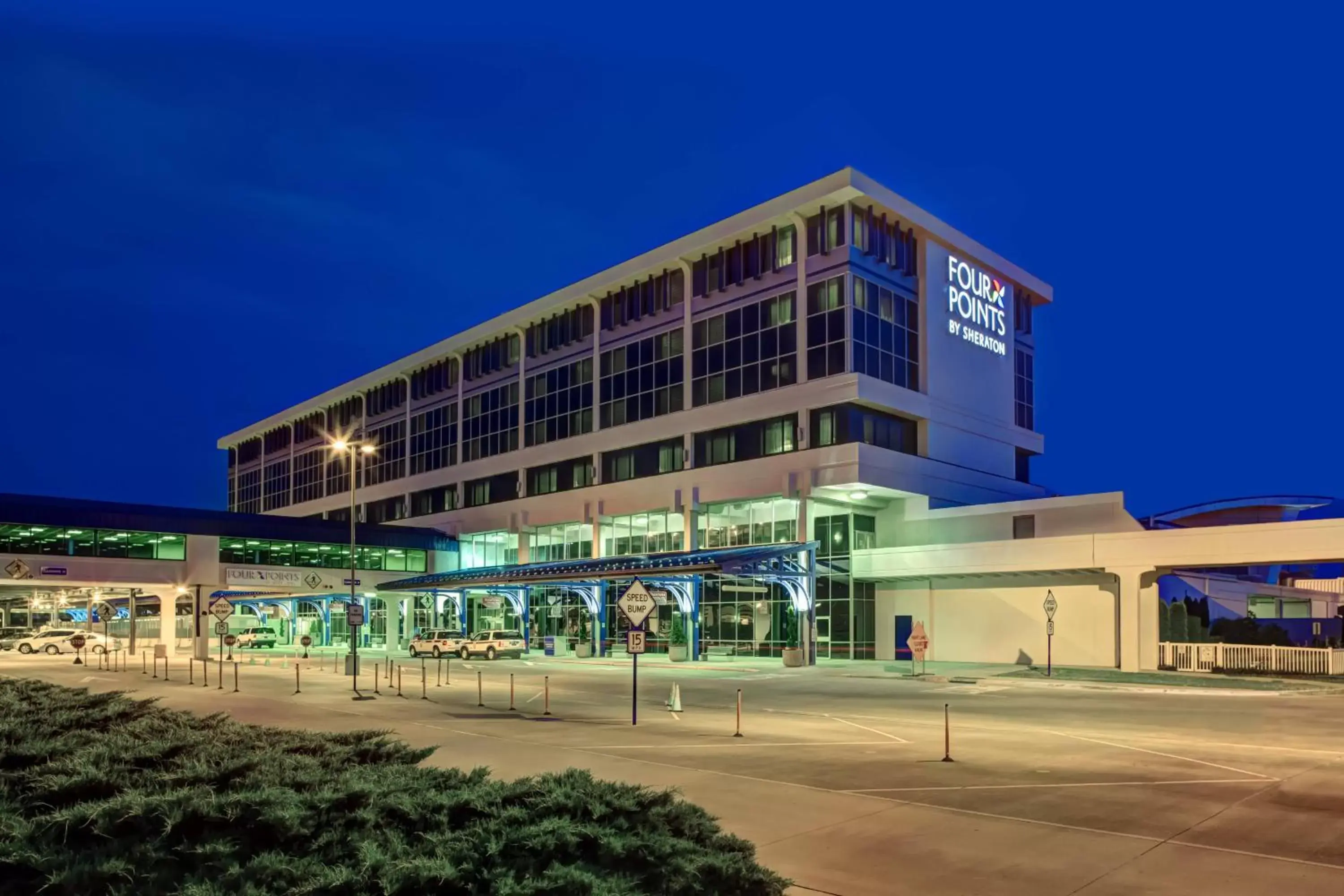 Property Building in Four Points Huntsville Airport