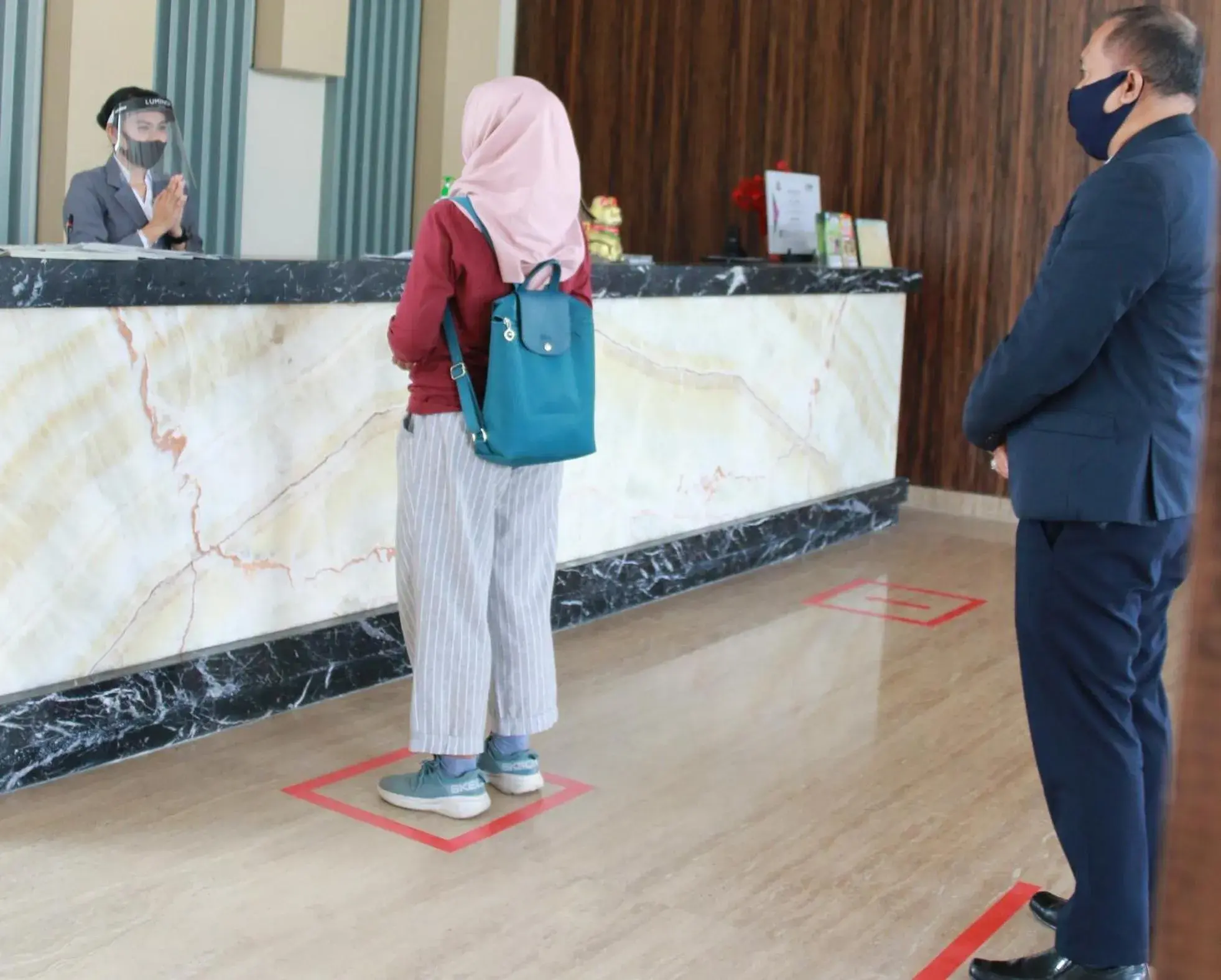 Lobby or reception in Luminor Hotel Jambi Kebun Jeruk By WH Lobby or reception in Luminor Hotel Jambi Kebun Jeruk By WH