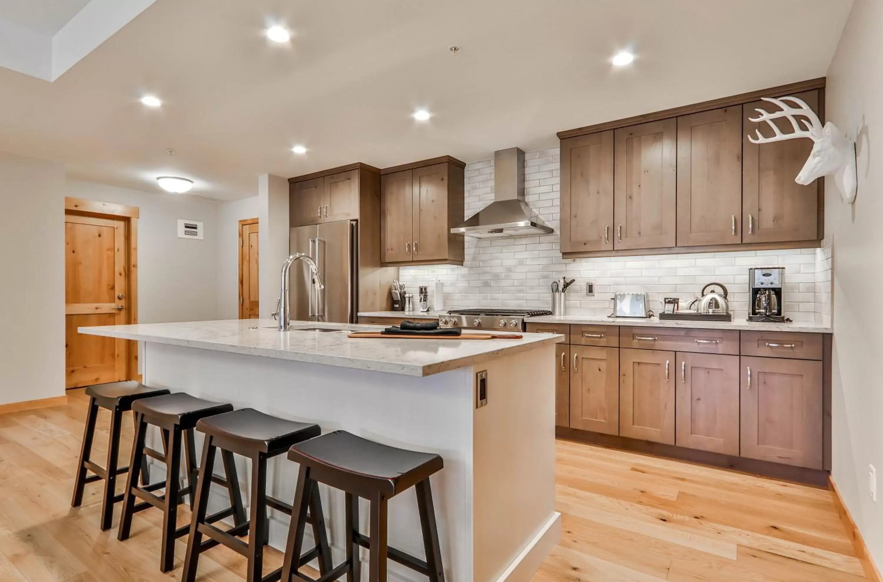 kitchen, Kitchen/Kitchenette in Tamarack Lodge by Spring Creek Vacations