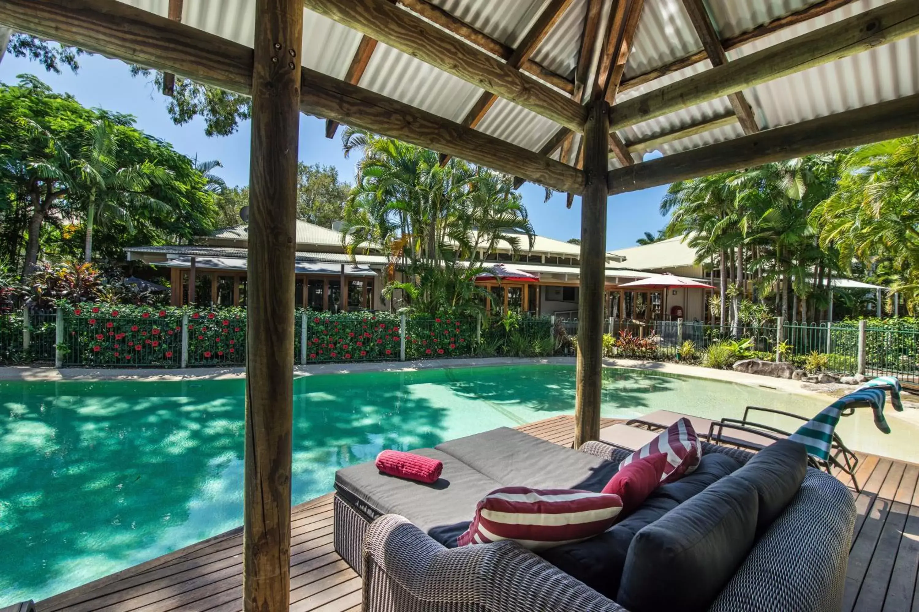 Swimming pool, Patio/Outdoor Area in South Pacific Resort & Spa Noosa