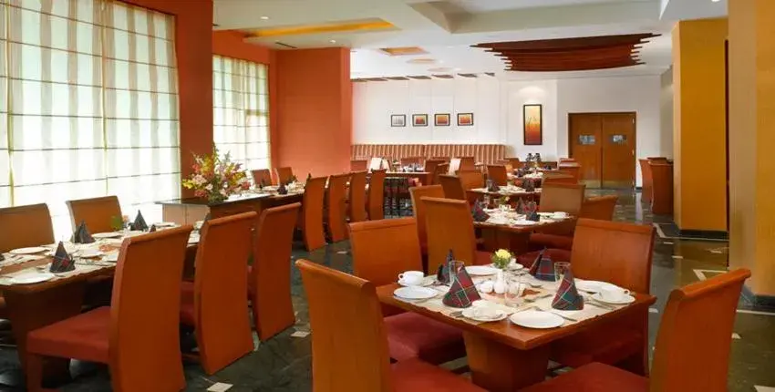 Restaurant/places to eat in Hotel Hindusthan International, Varanasi Restaurant/places to eat in Hotel Hindusthan International, Varanasi