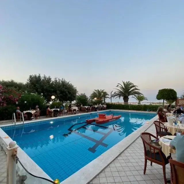 Swimming Pool in Hotel Corallo