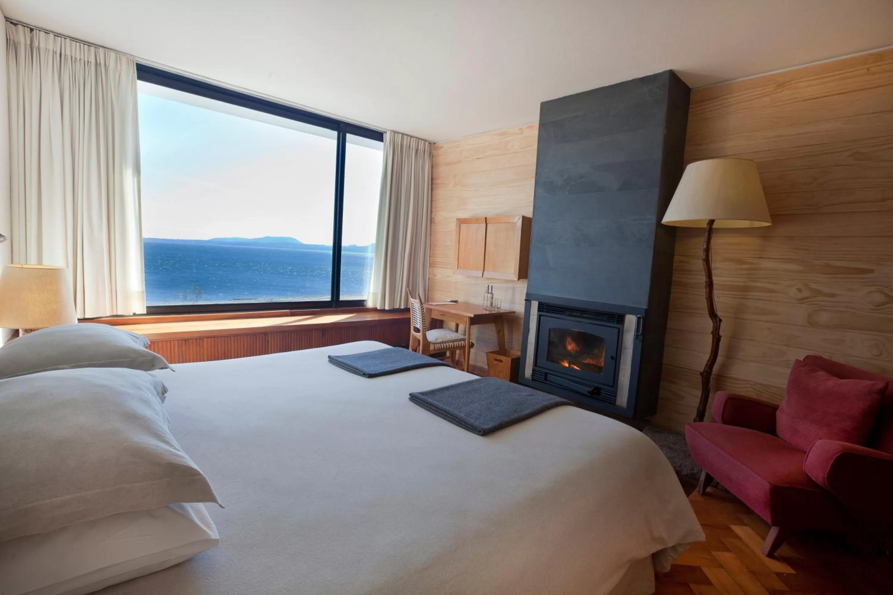 Photo of the whole room, Bed in Hotel Antumalal