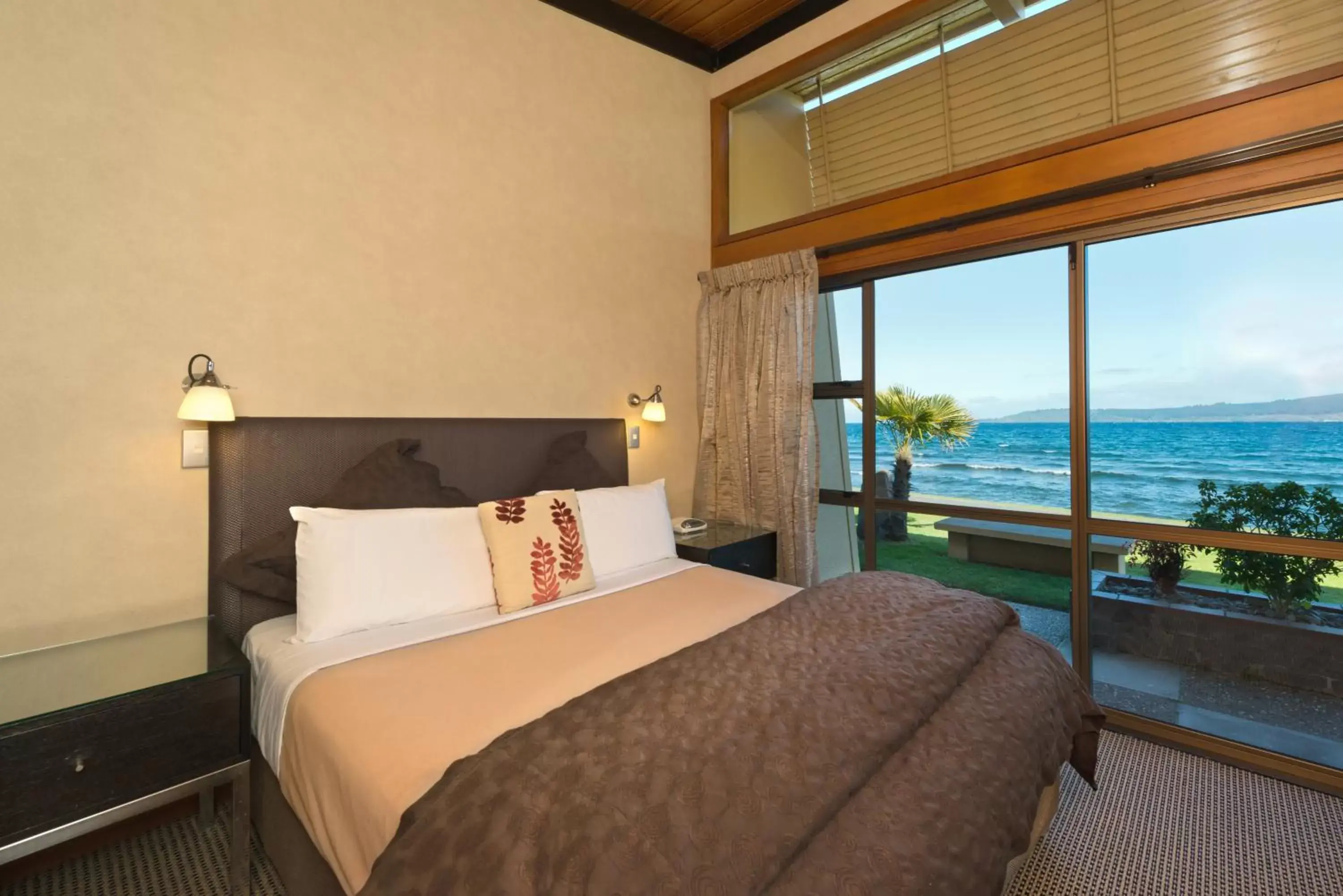 Day, Bed in Oasis Beach Resort