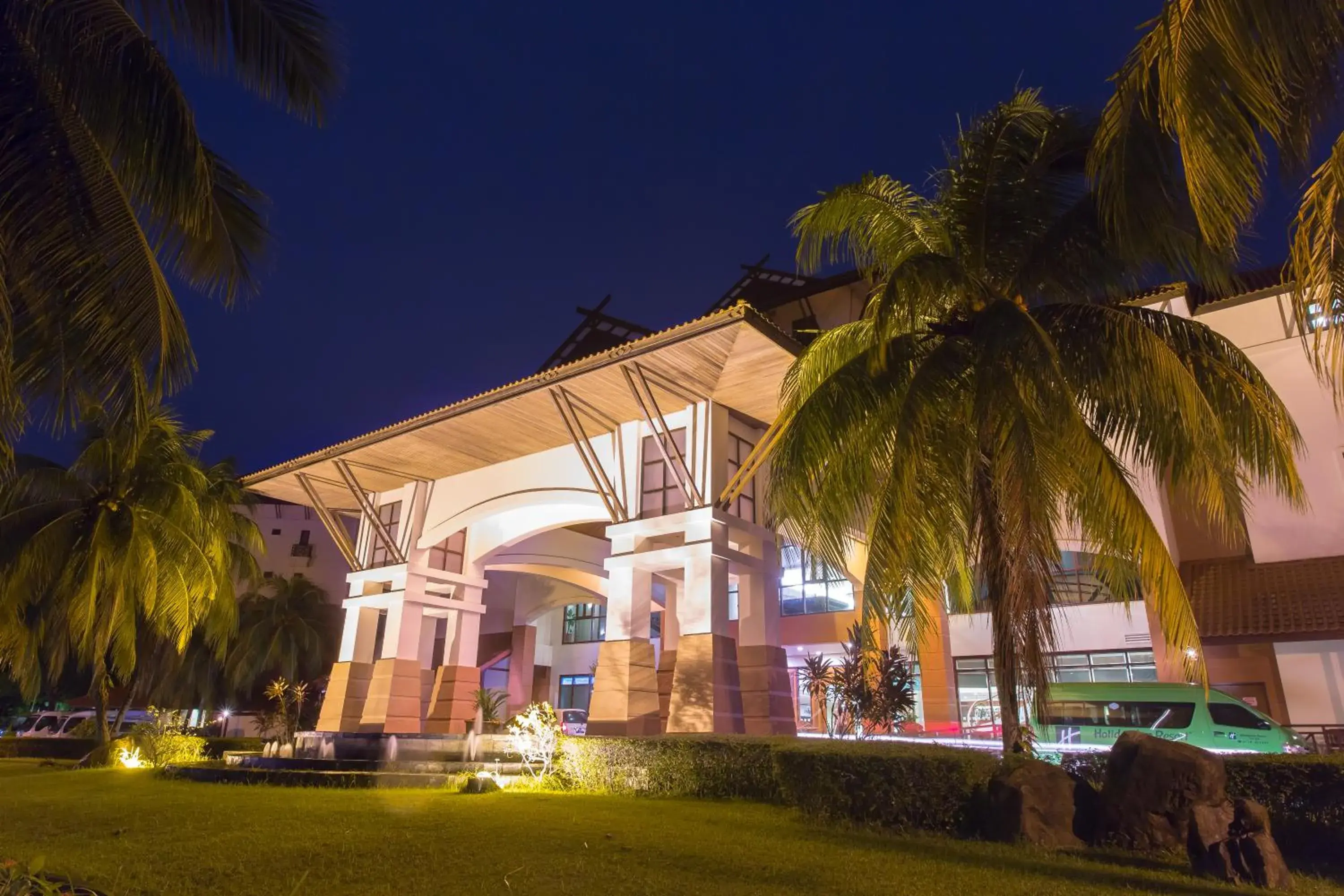 Property Building in Holiday Inn Resort Batam, an IHG Hotel