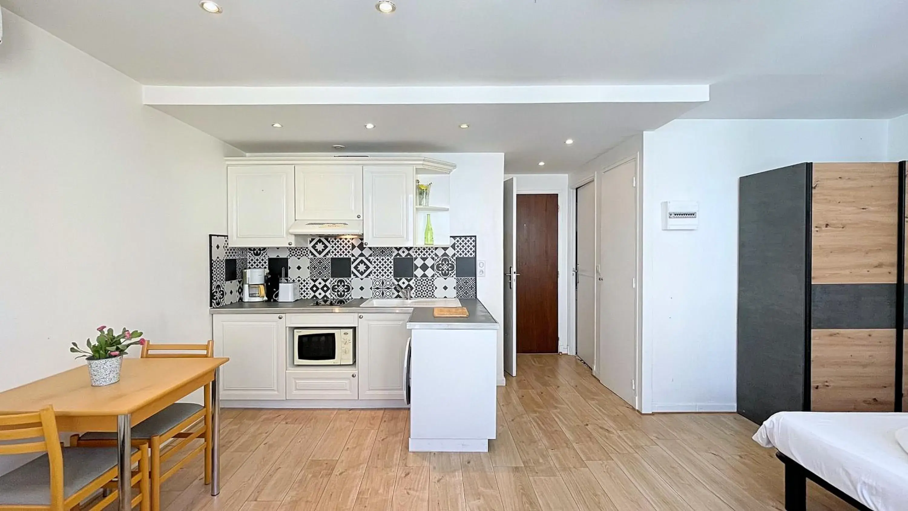 Kitchen or kitchenette, Kitchen/Kitchenette in Hotel Le Florian