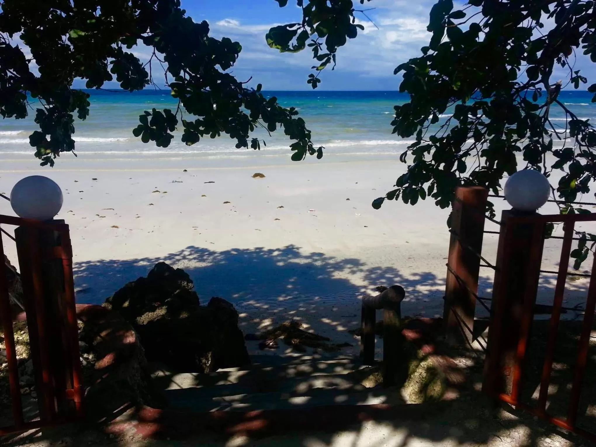 Beach in D's Oceanview Beach Resort