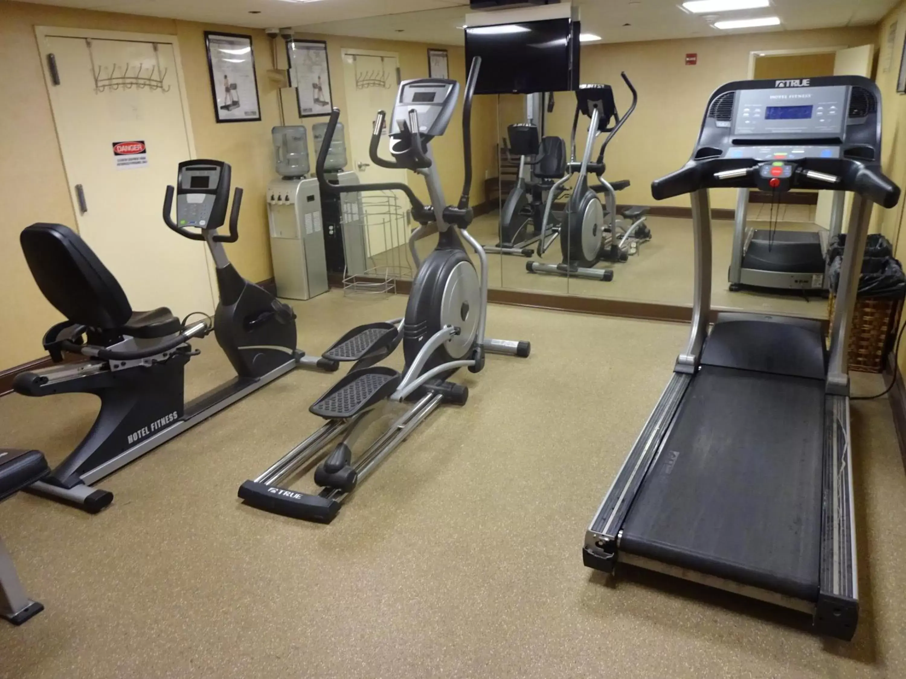 Fitness centre/facilities, Fitness Center/Facilities in Sheridan Hotel