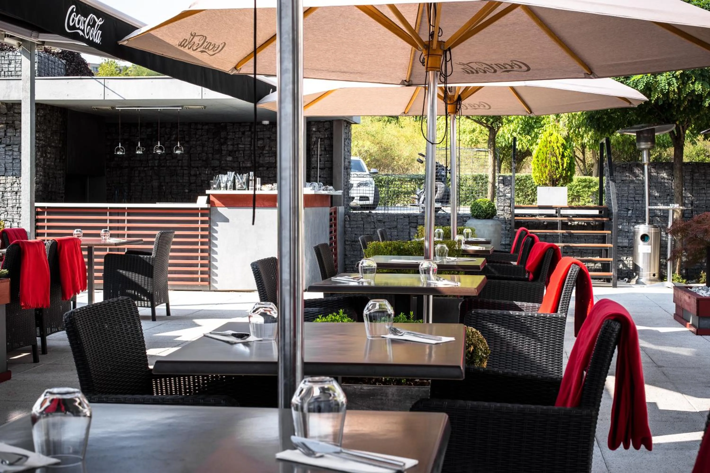 Restaurant/places to eat in Volcano Spa Hotel