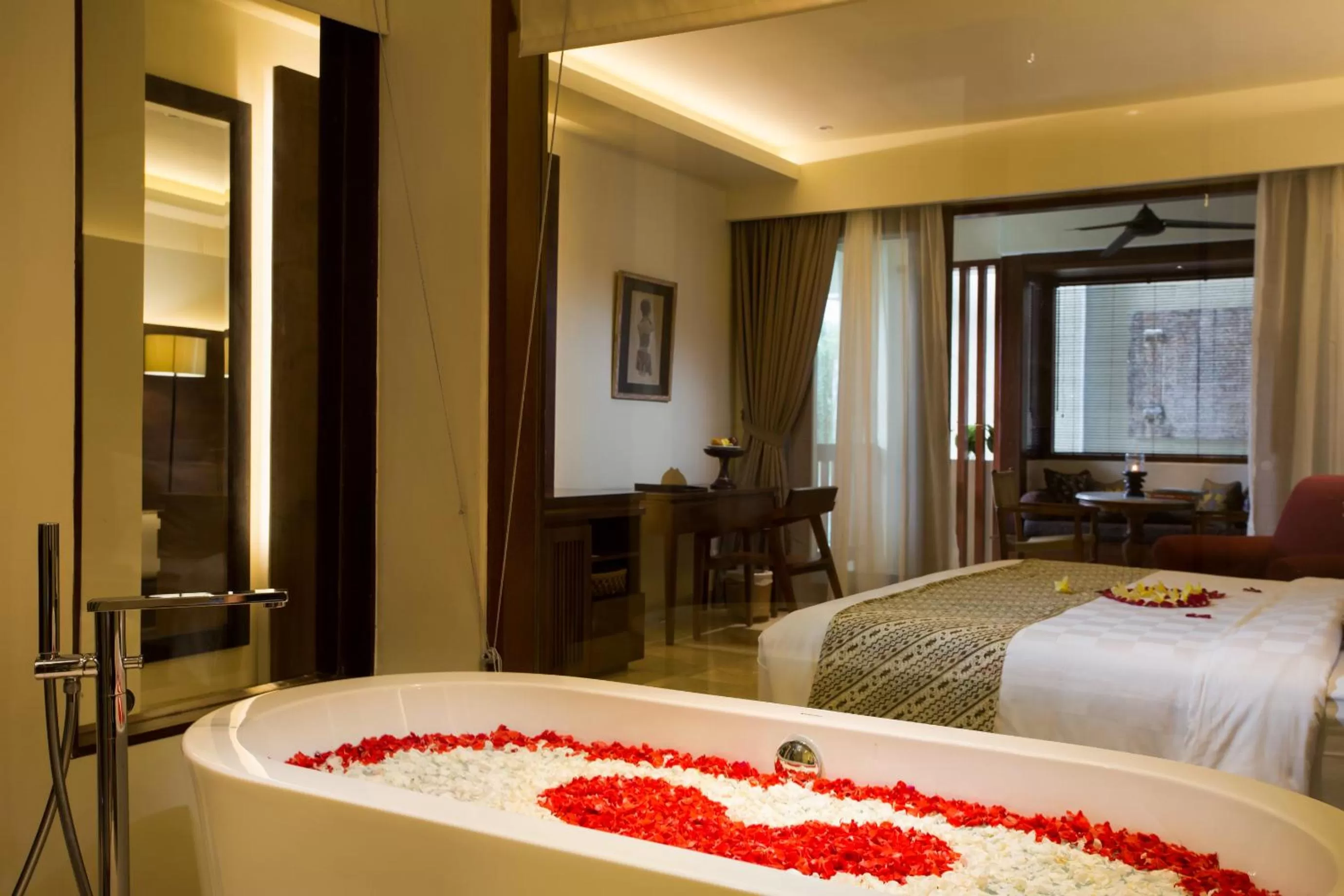 Bedroom, Bed in Ubud Village Hotel