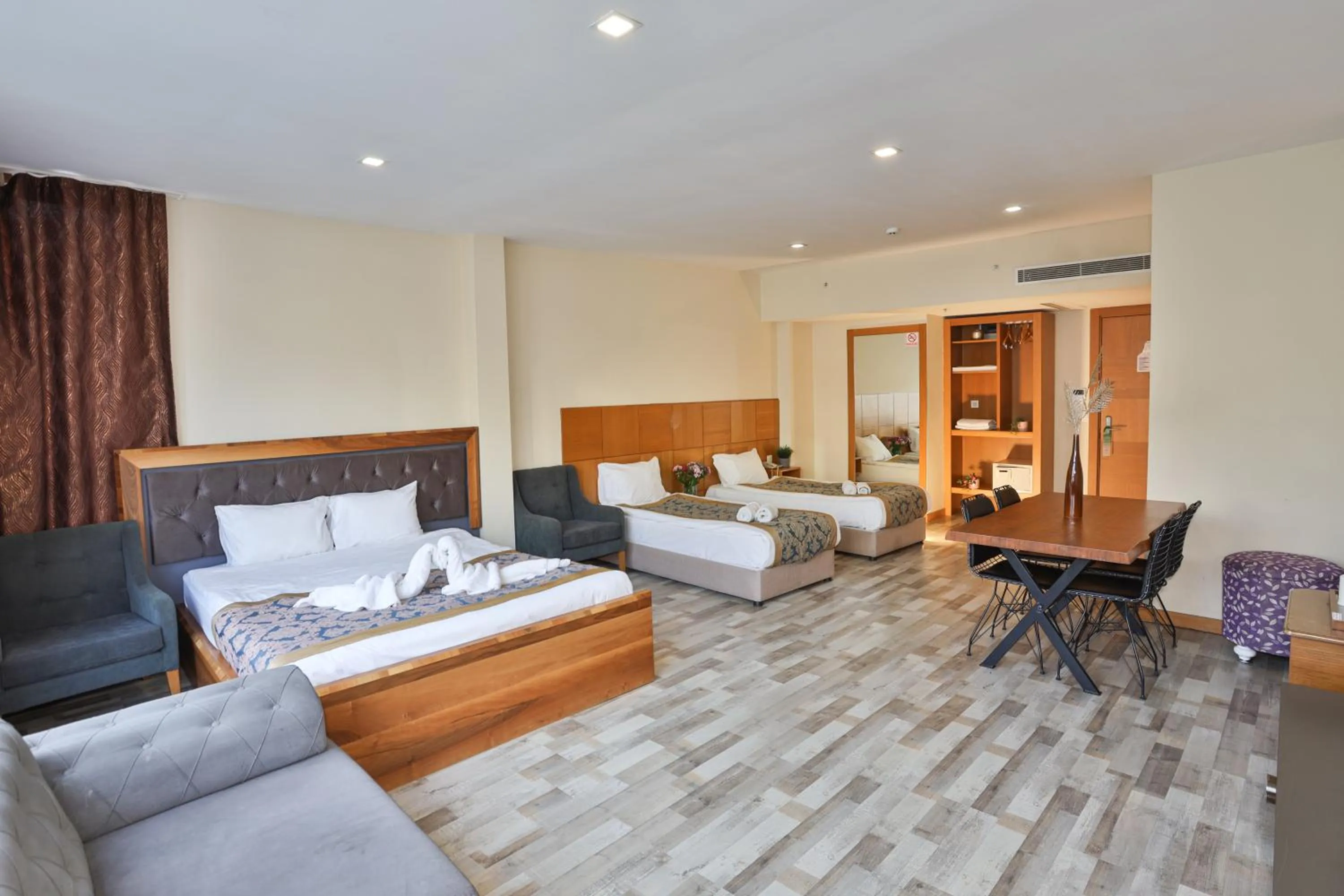 Living room in Cumbali Plaza Hotel