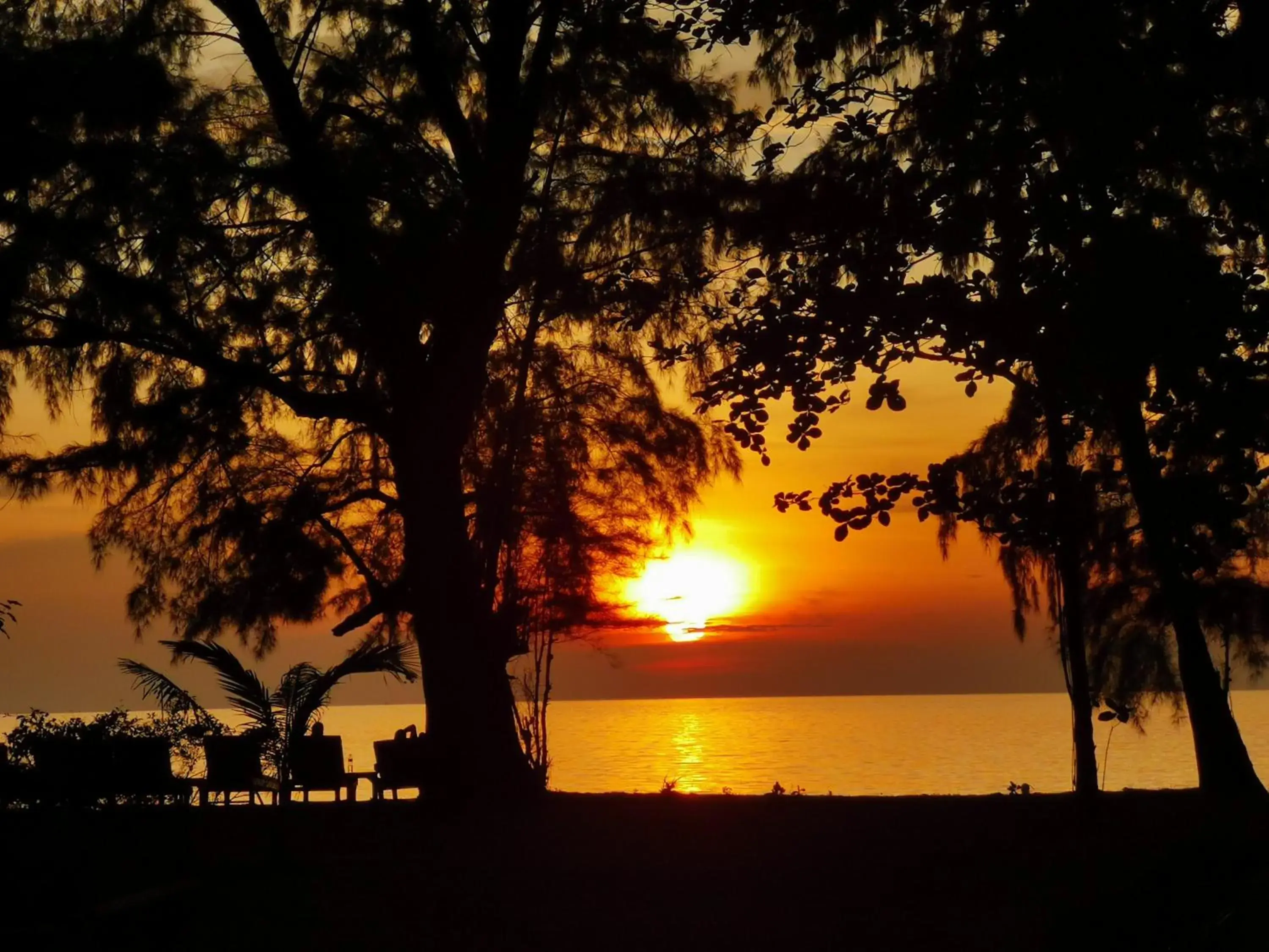 Sunset, Sunrise/Sunset in Eco Lanta Hideaway Beach Resort