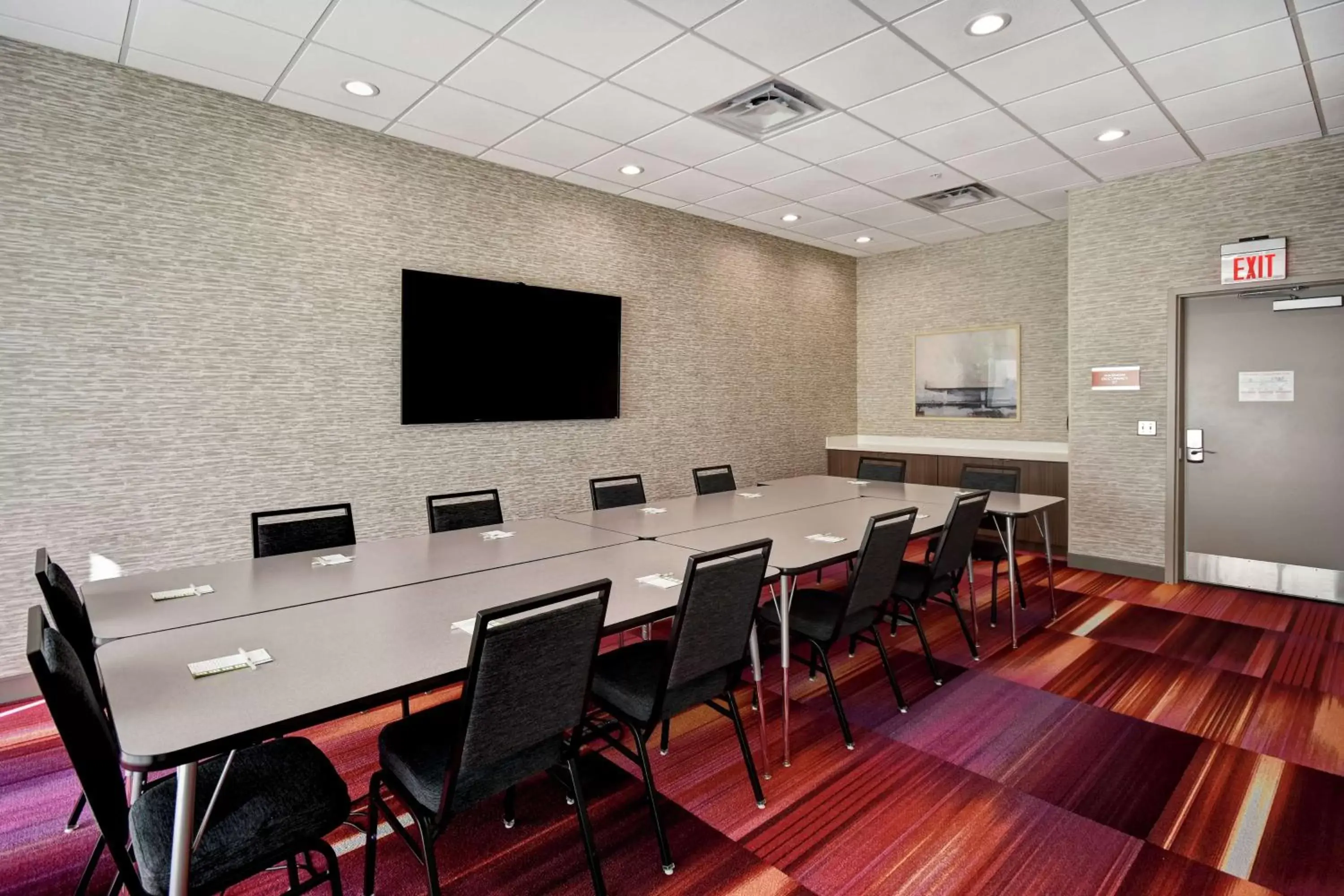 Meeting/conference room in Home2 Suites By Hilton Columbus Downtown