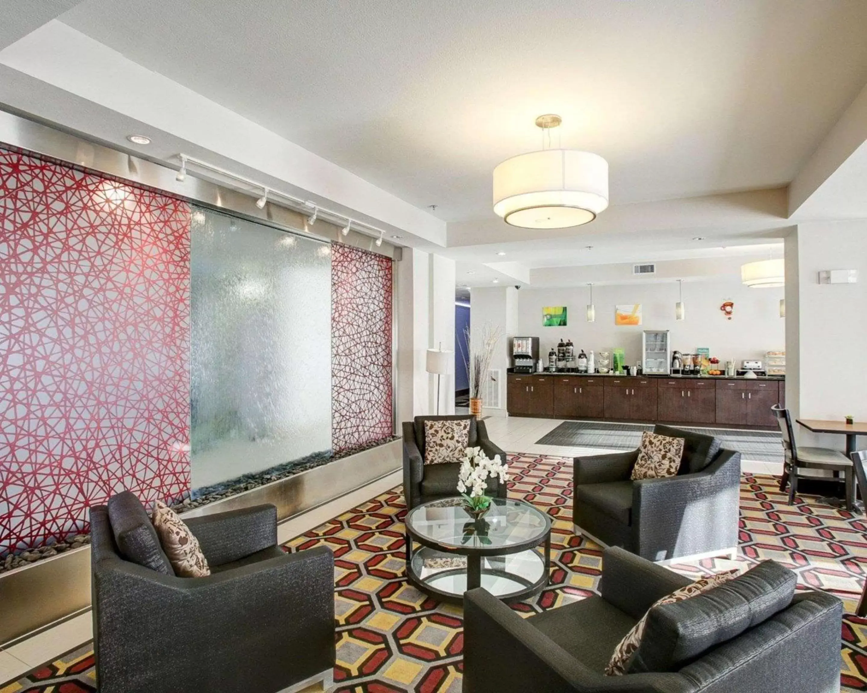 Restaurant/places to eat, Lobby/Reception in Quality Inn & Suites Bryan