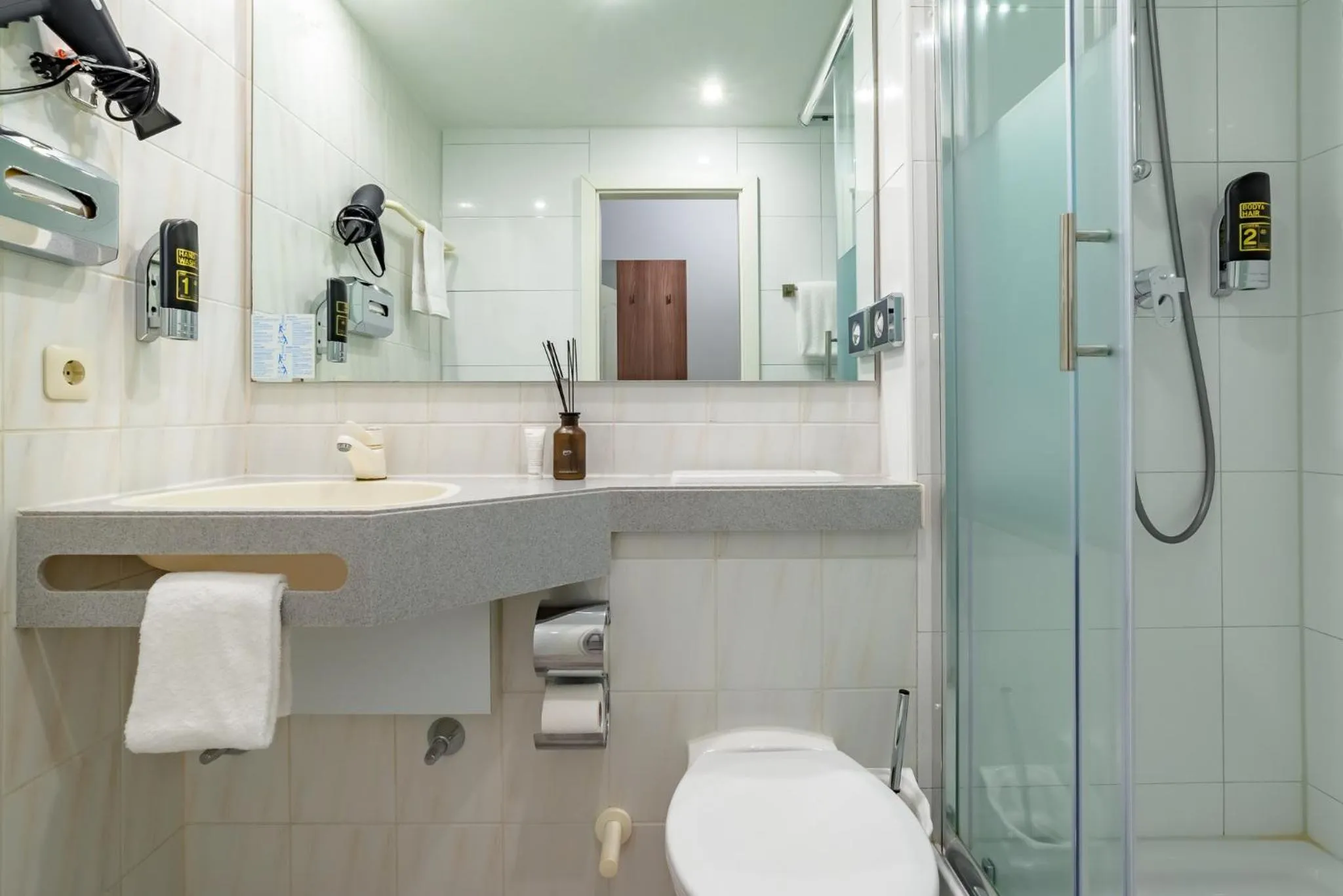 Bathroom in Hotel Astor