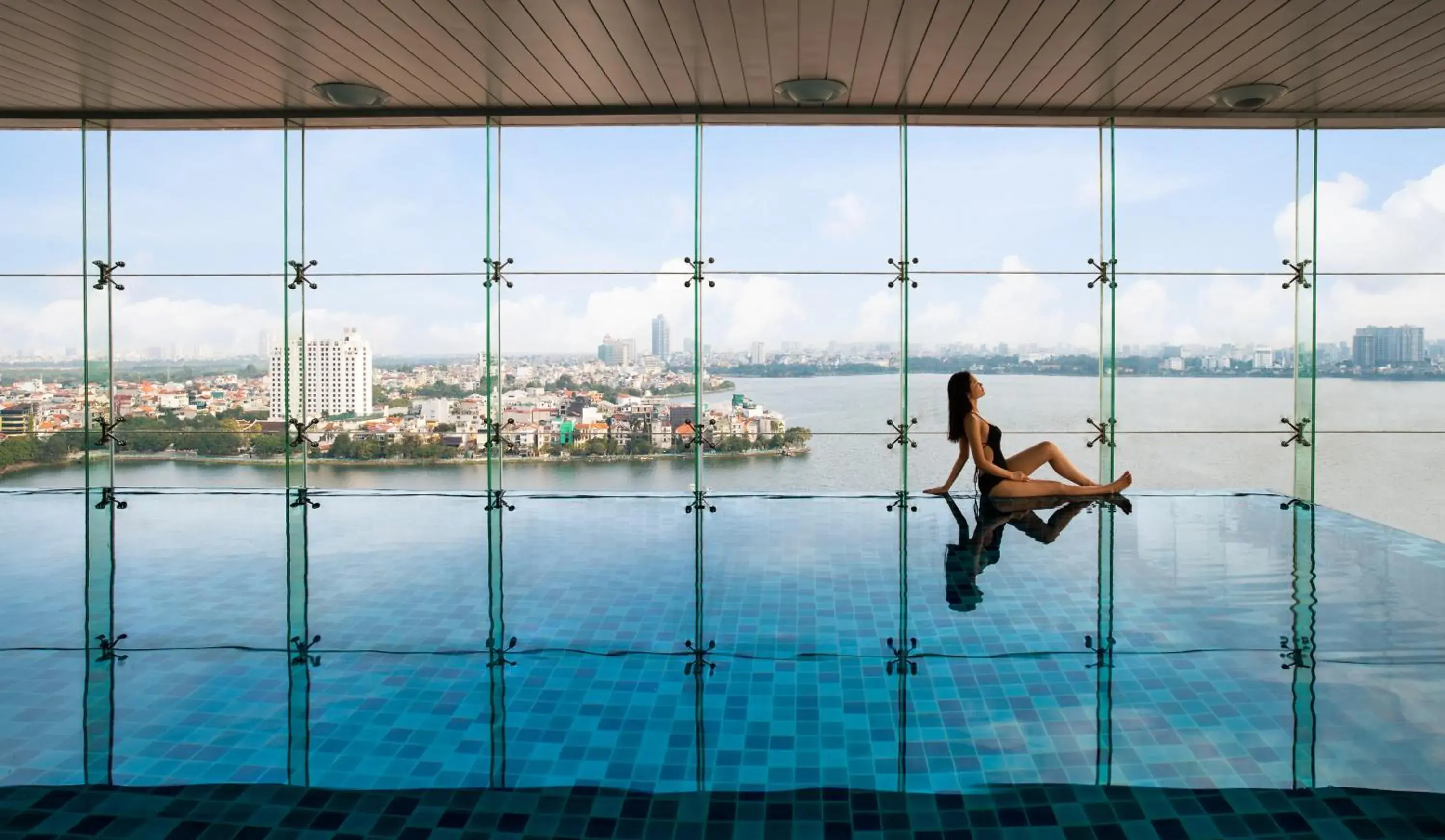 Swimming pool in Oakwood Residence Hanoi