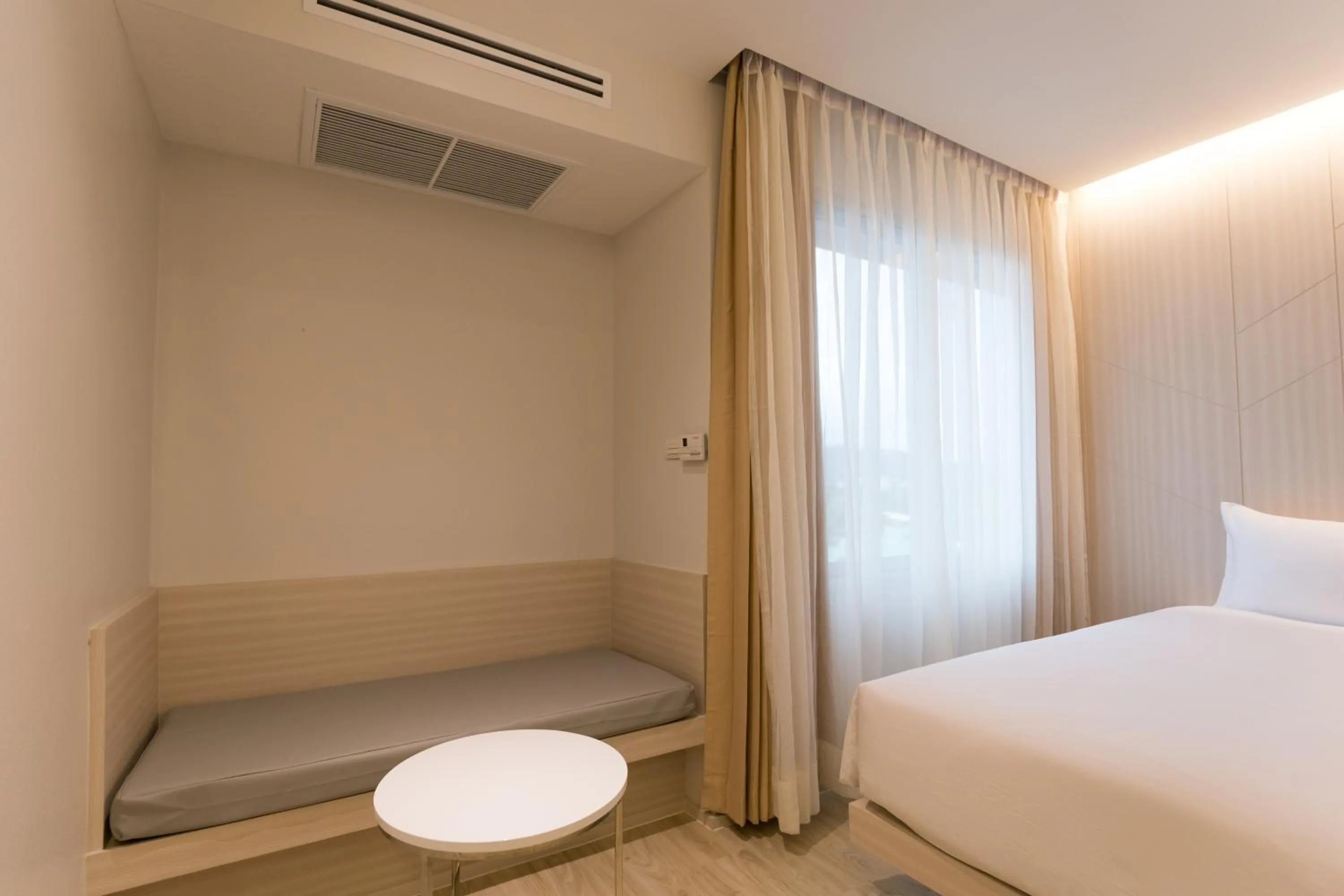 Bed in Crystal Hotel Hat Yai