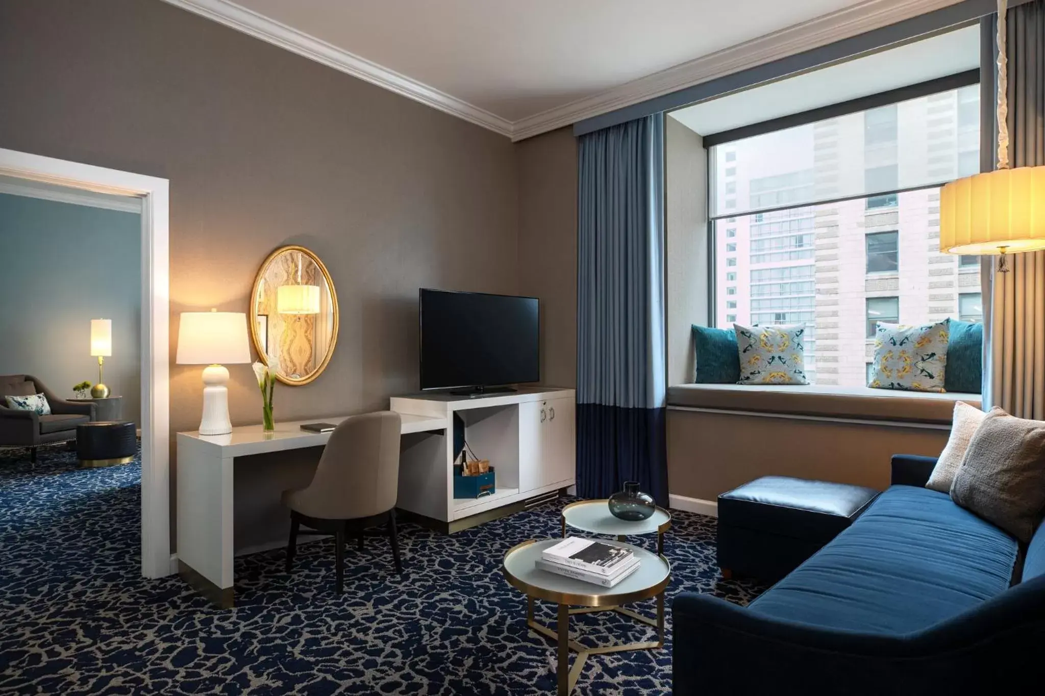 Bedroom, TV/Entertainment Center in Kimpton Hotel Monaco Chicago, an IHG Hotel