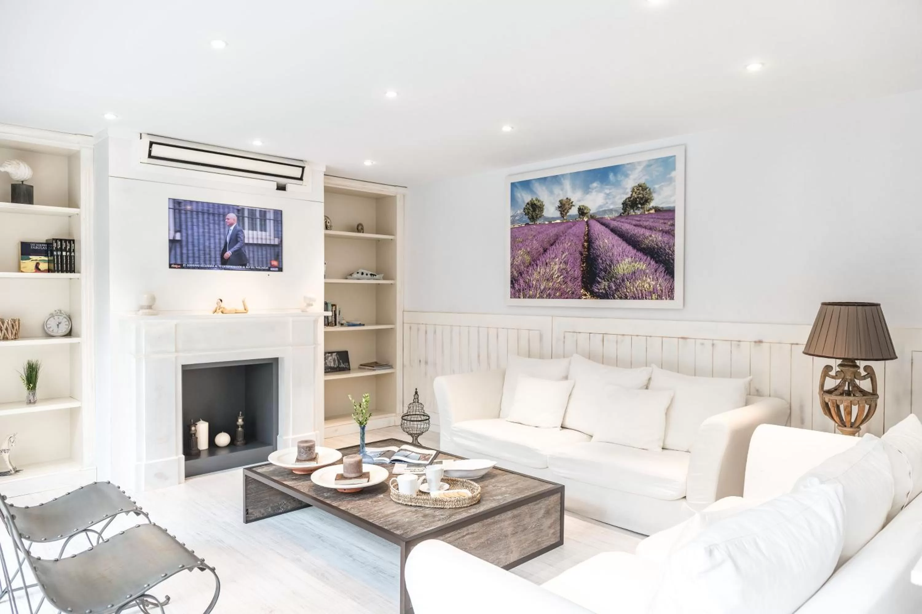 Communal lounge/ TV room in Hotel Medium Sitges Park