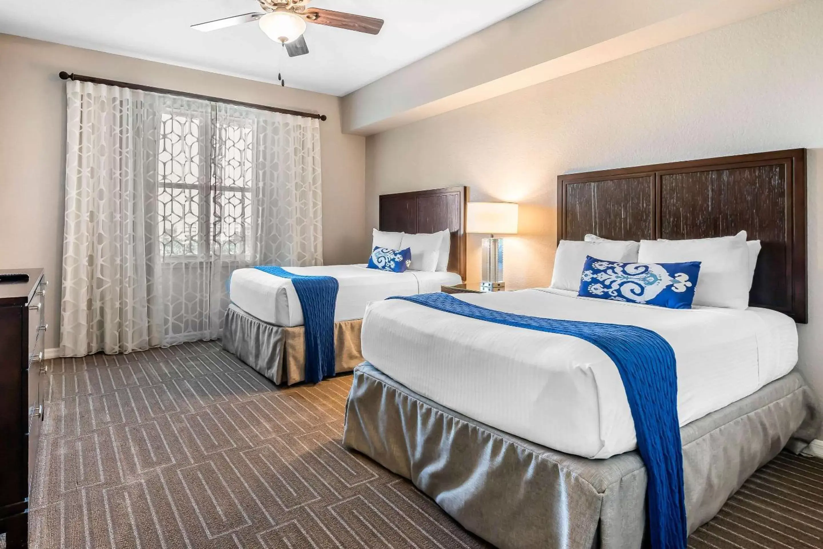 Photo of the whole room, Bed in Bluegreen Vacations The Fountains, Ascend Resort Collection