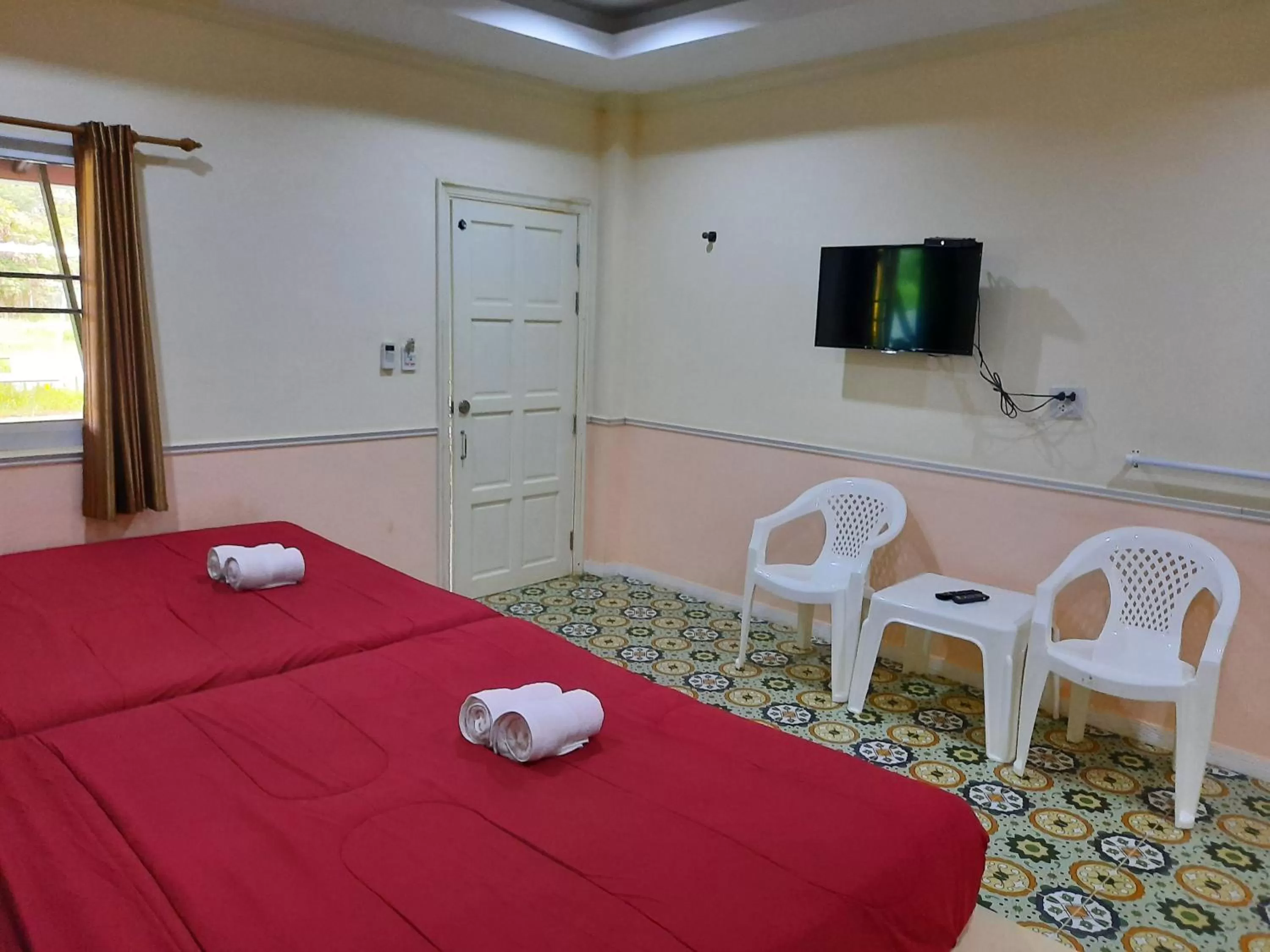 Bed in Fancy Carp Resort