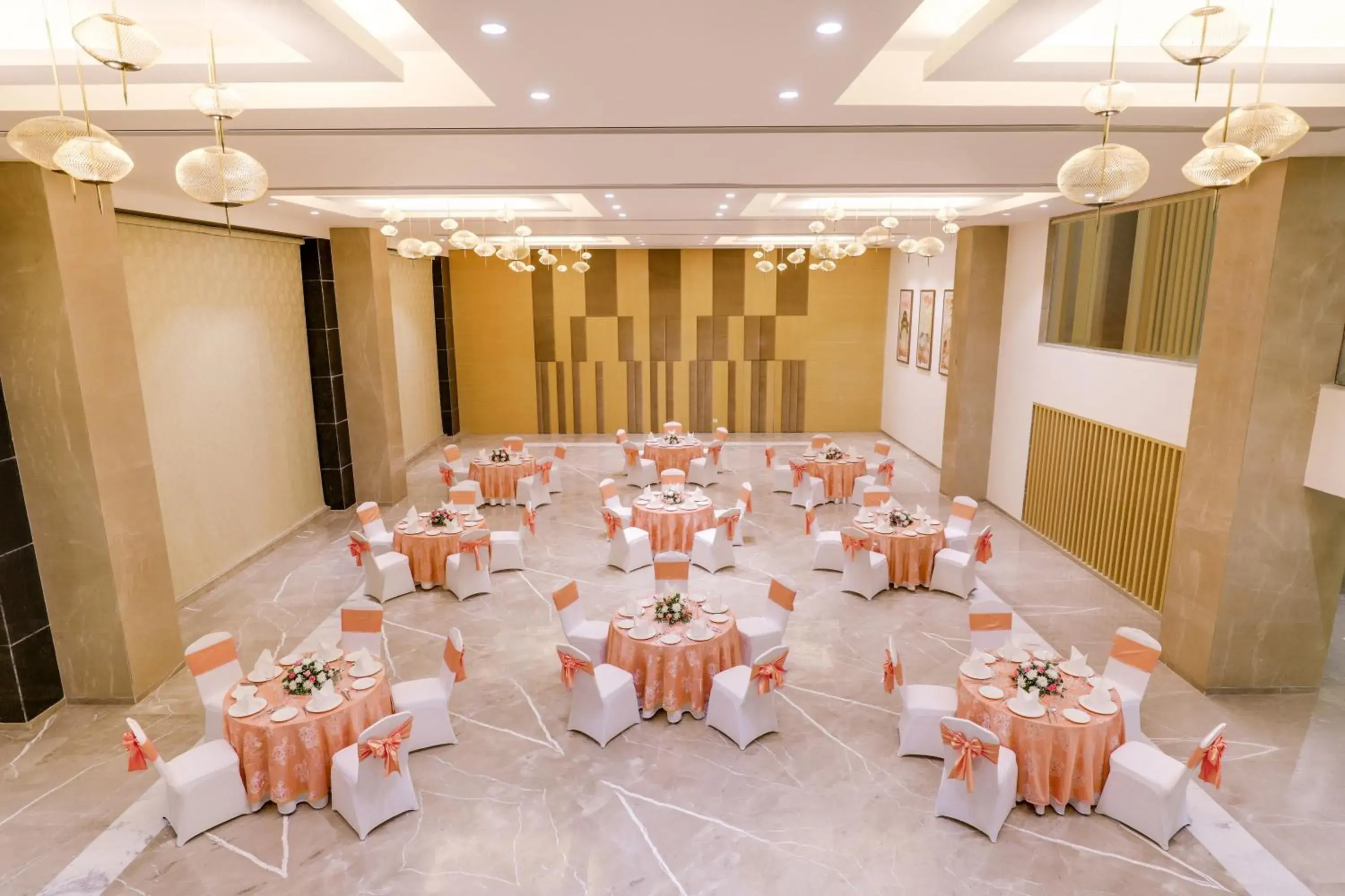 Banquet Facilities in Lemon Tree Hotel Agra