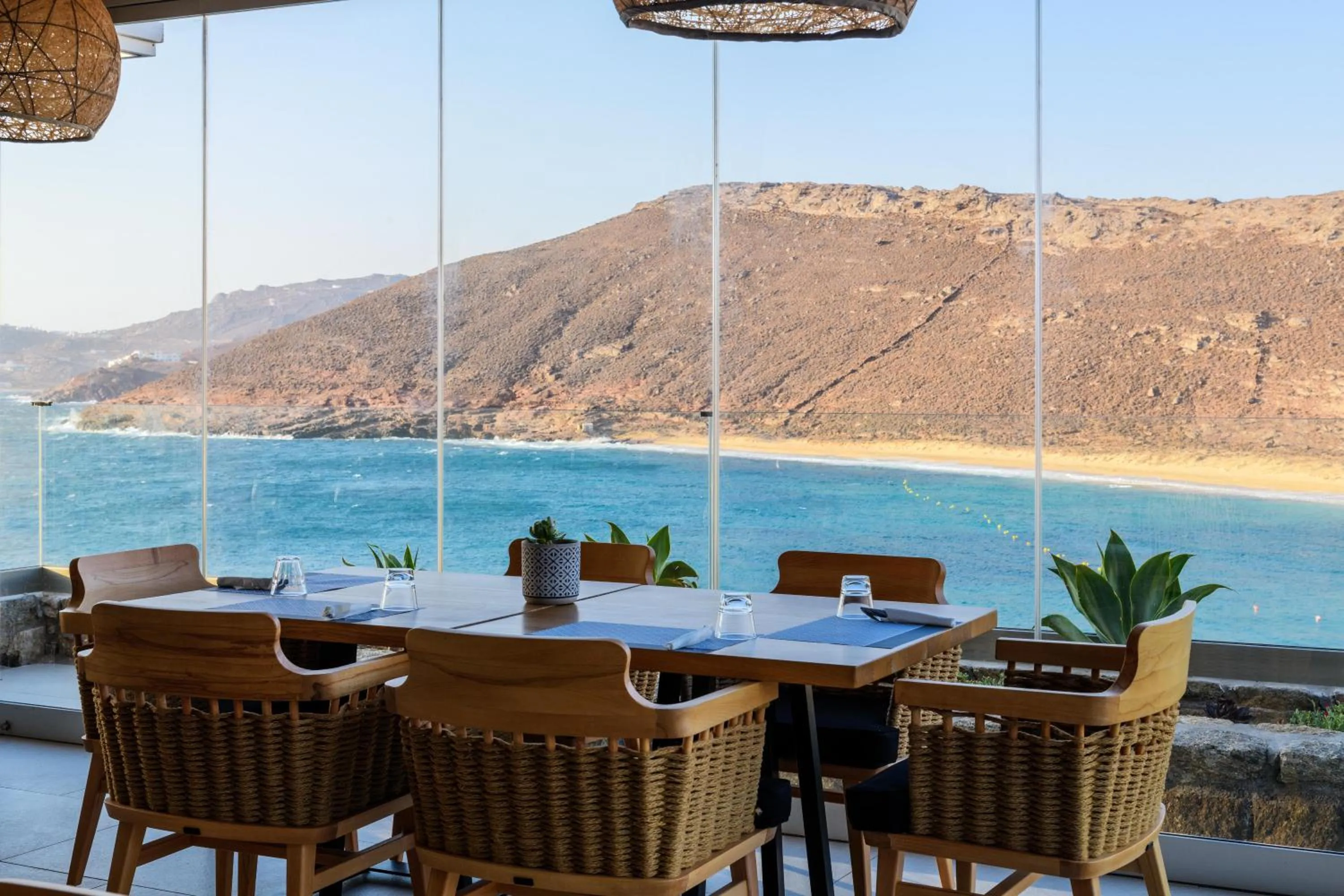 Restaurant/places to eat in Panormos Village Hotel