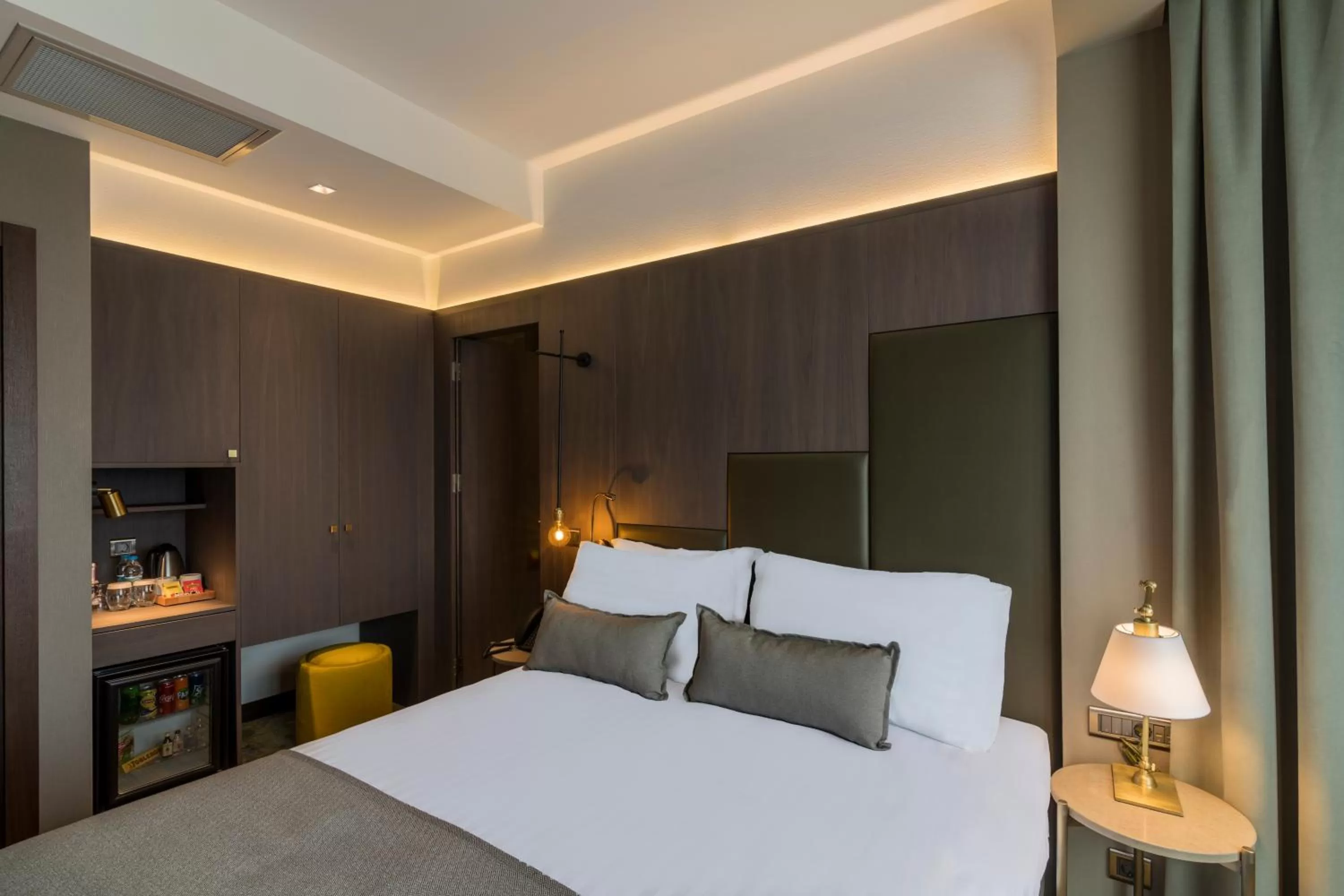 Shower, Bed in Galata Times Hotel