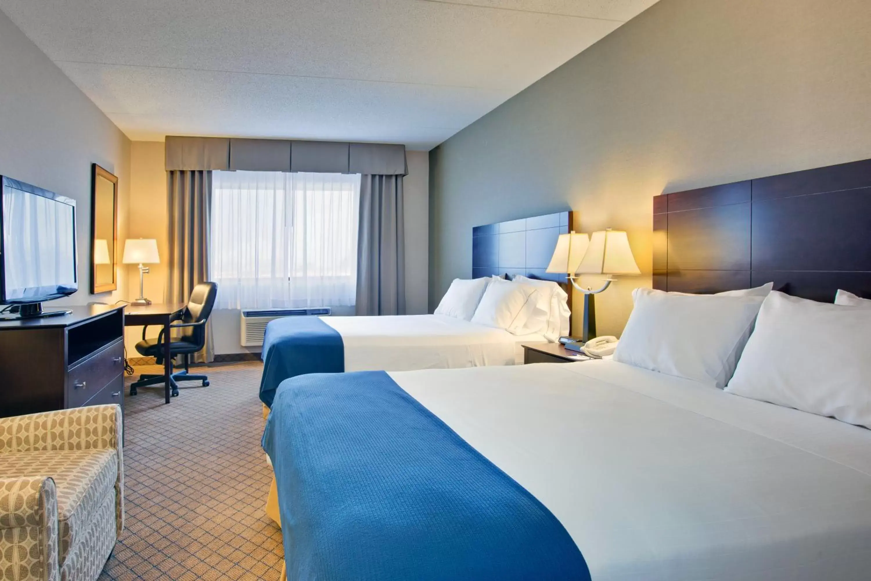 Photo of the whole room in Holiday Inn Express Sault Ste Marie, an IHG Hotel