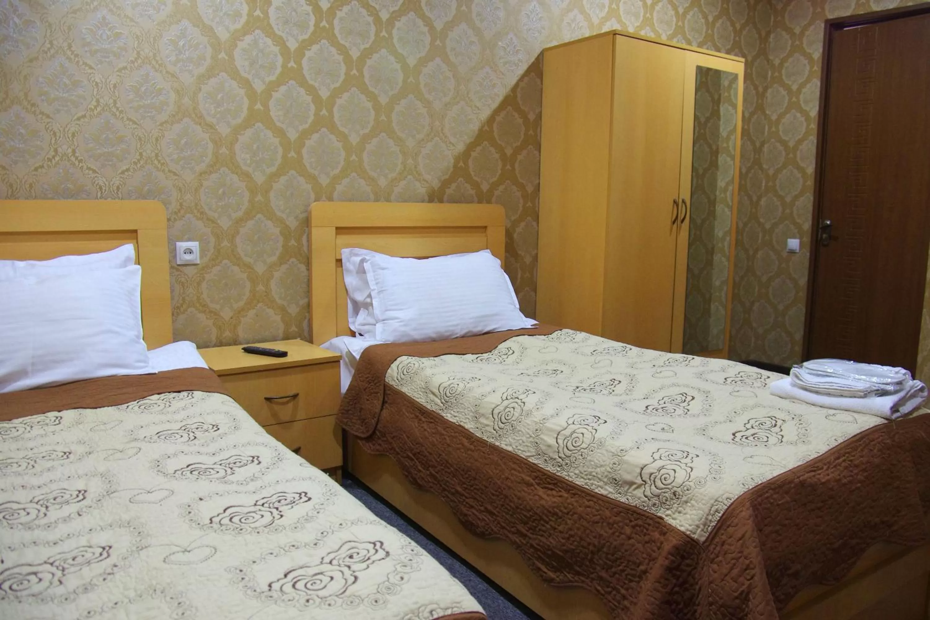 Bed in Hotel Shalimar