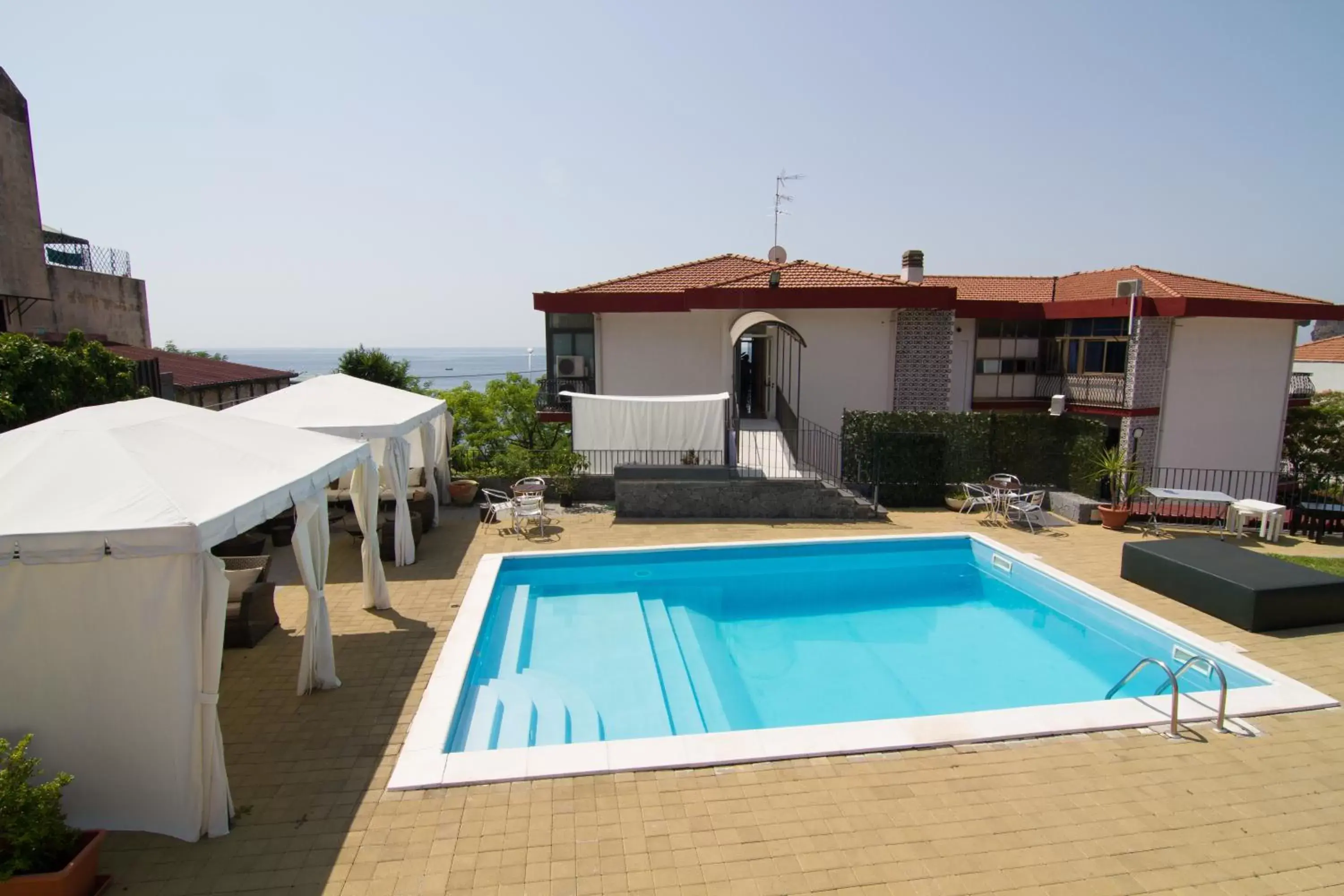 Solarium, Swimming Pool in La Terrazza