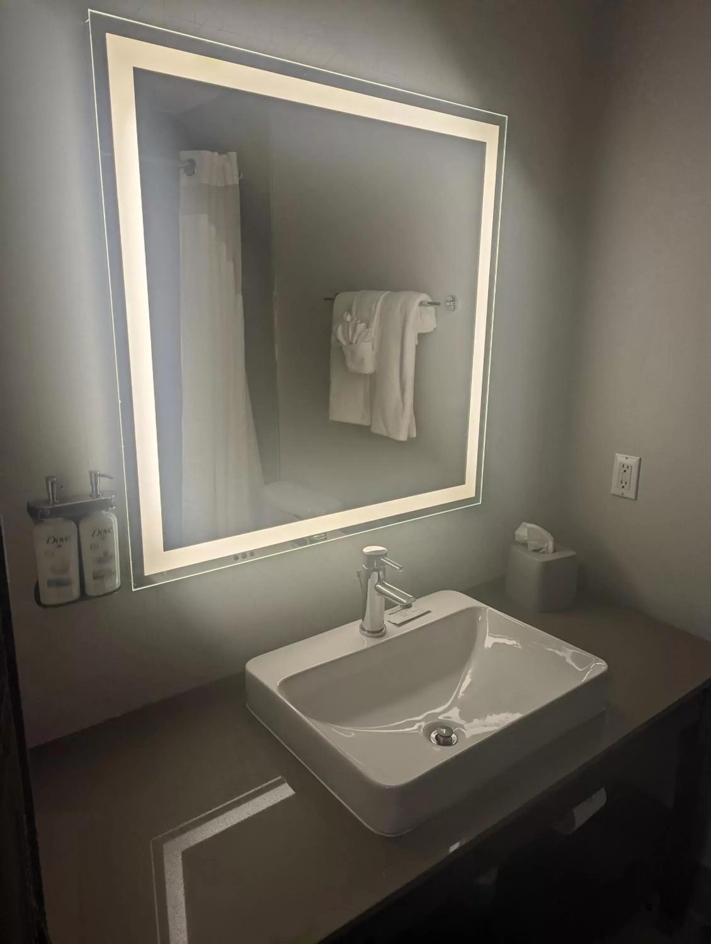 Bathroom in Holiday Inn Express & Suites Salt Lake City N - Bountiful