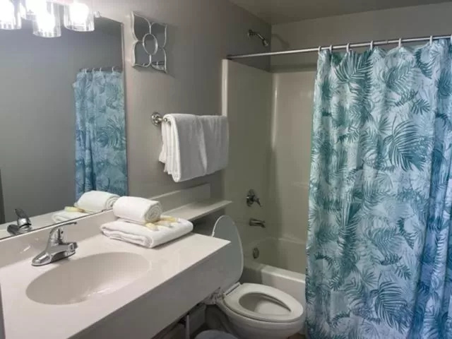Bathroom in Shores of Panama Resort