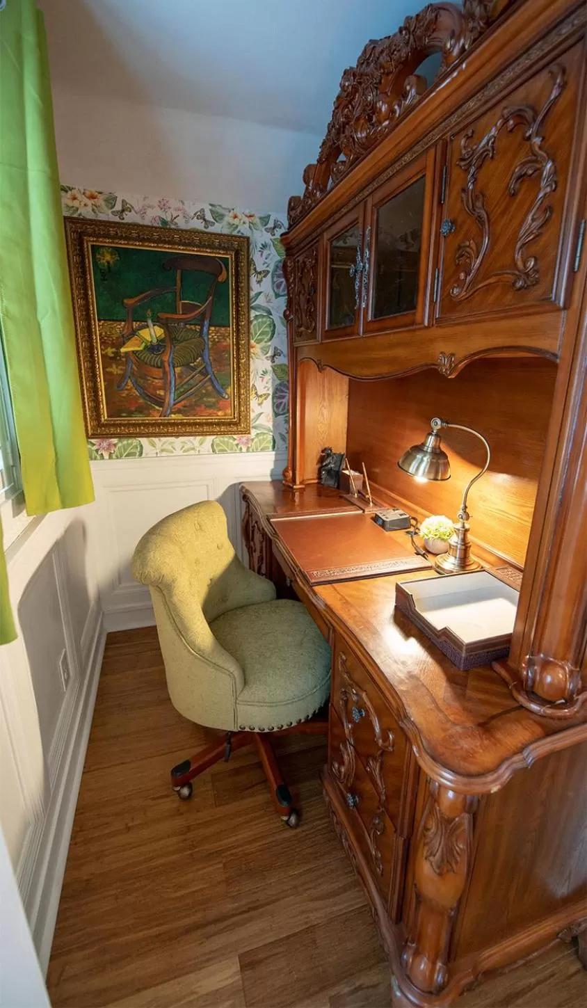 Casablanca Inn on the Bay