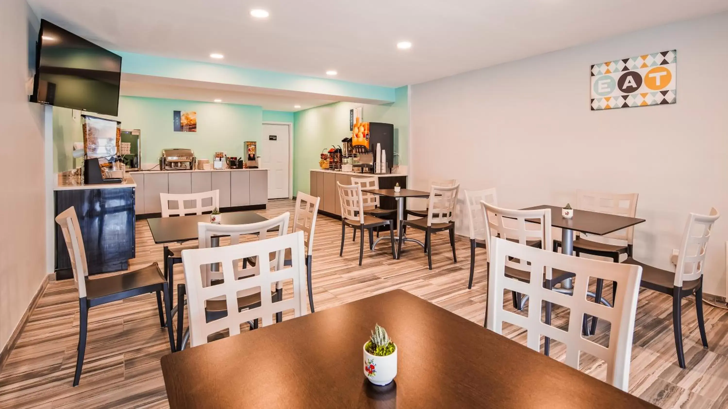 Dining area, Restaurant/Places to Eat in SureStay Hotel by Best Western Jacksonville South