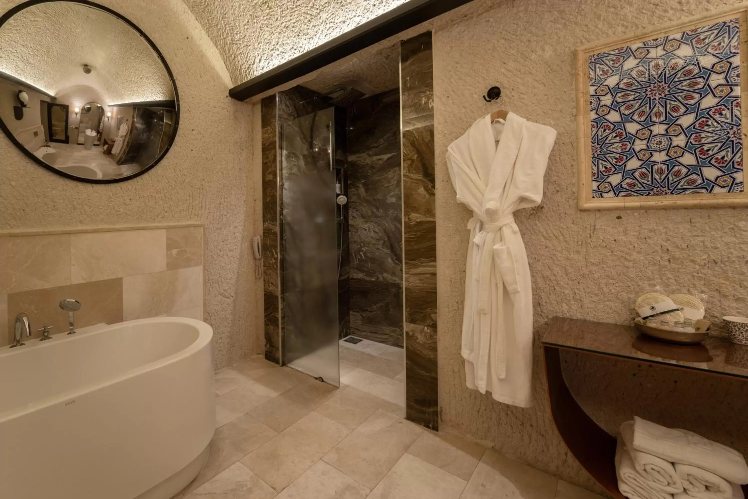 Bathroom in Artemis Cave Suites & Spa- Adults Only