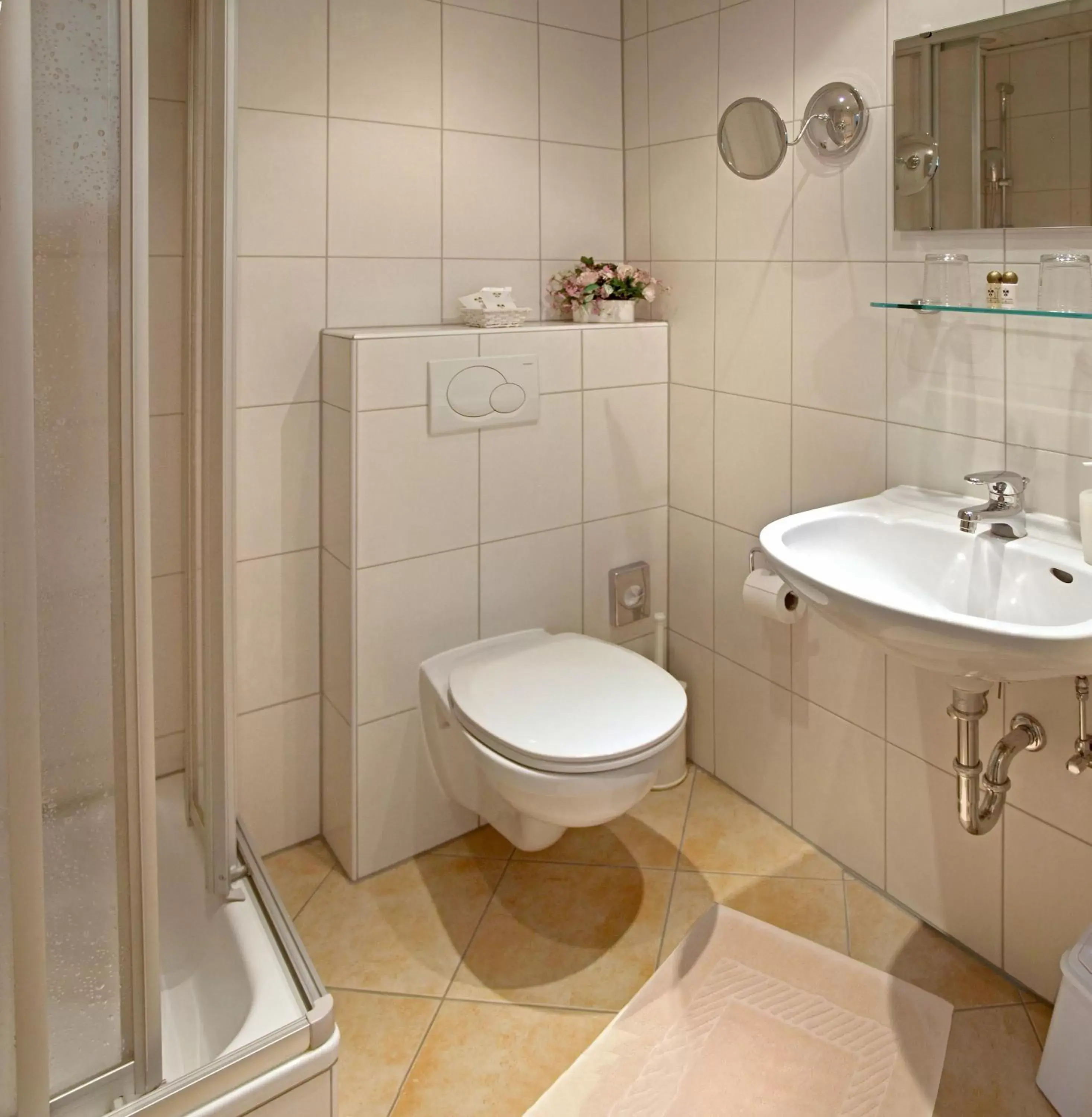 Double Room in Hotel Haus Andrea Double Room in Hotel Haus Andrea