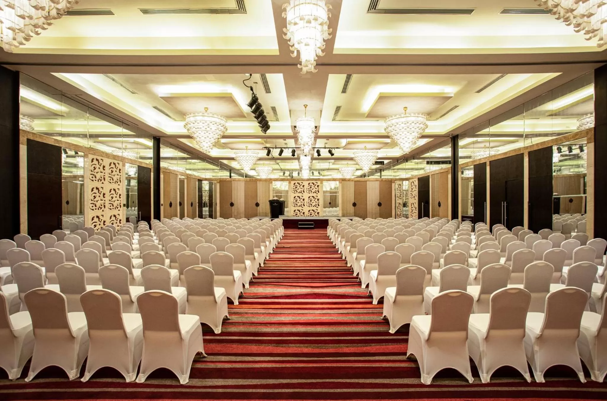 Banquet/Function facilities, Banquet Facilities in InterContinental Hanoi Westlake, an IHG Hotel