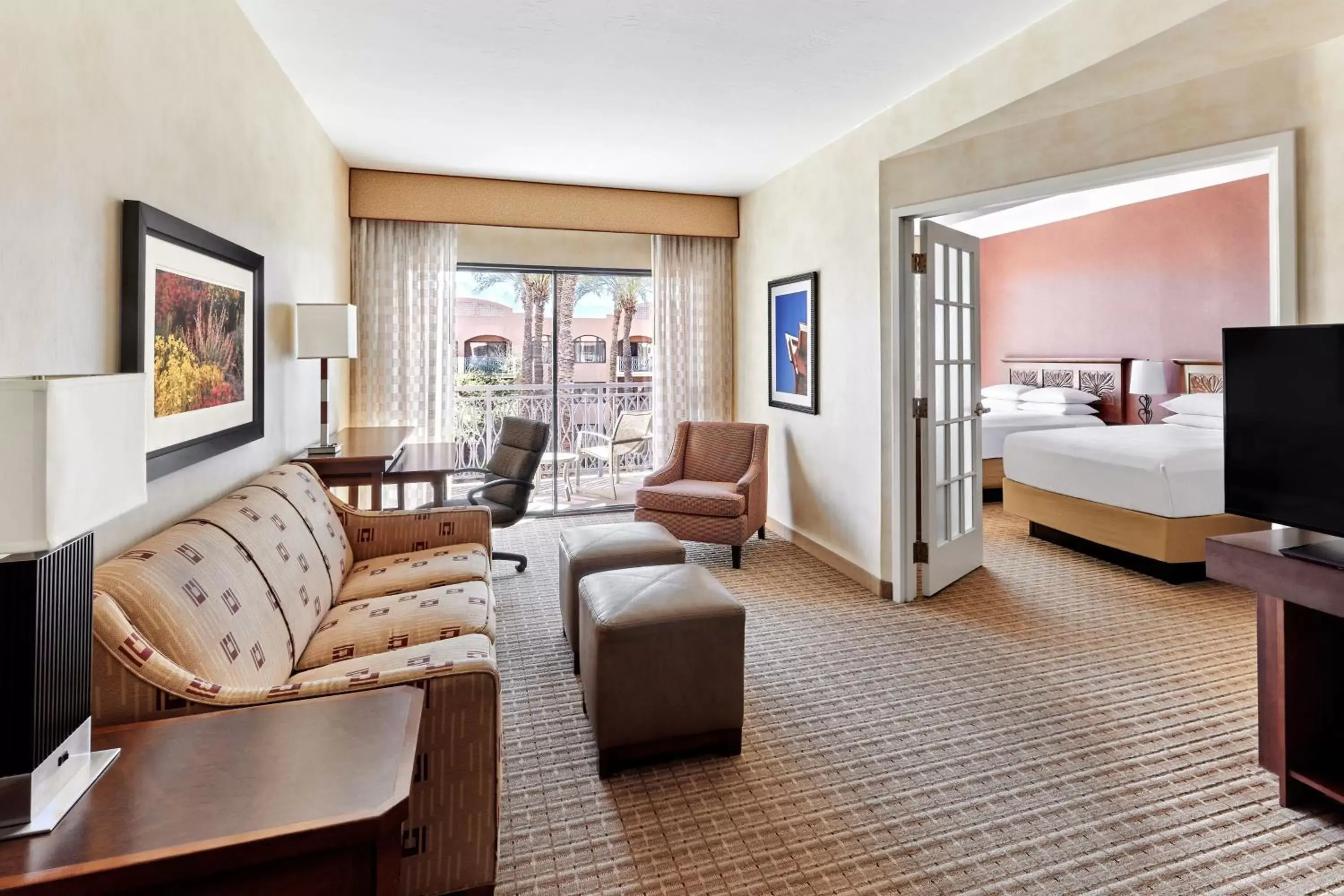 Photo of the whole room, Seating Area in Scottsdale Marriott at McDowell Mountains