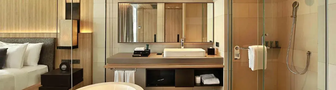 Bathroom in Royal Tulip Gunung Geulis Resort and Golf