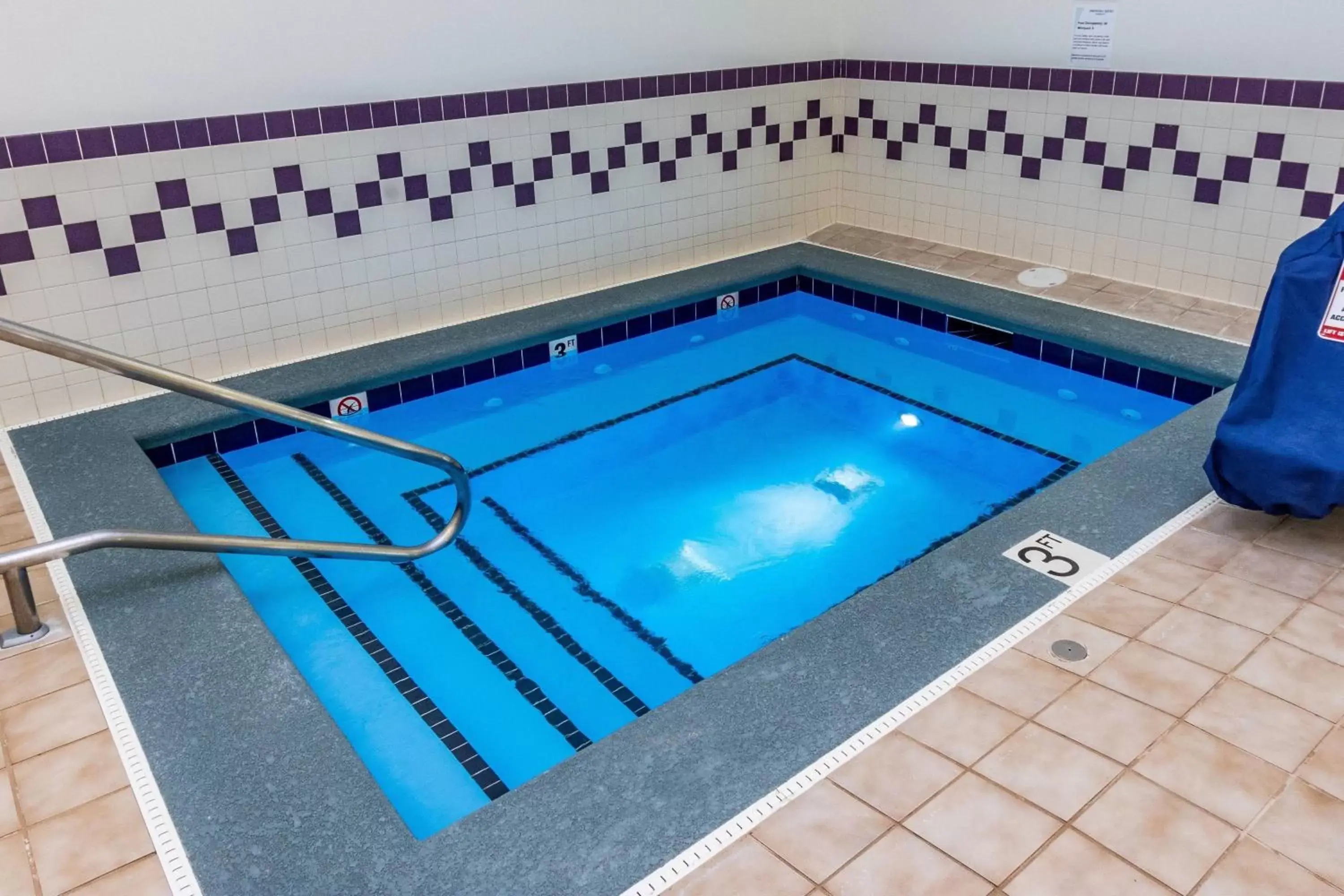 Swimming Pool in SpringHill Suites by Marriott Fairbanks