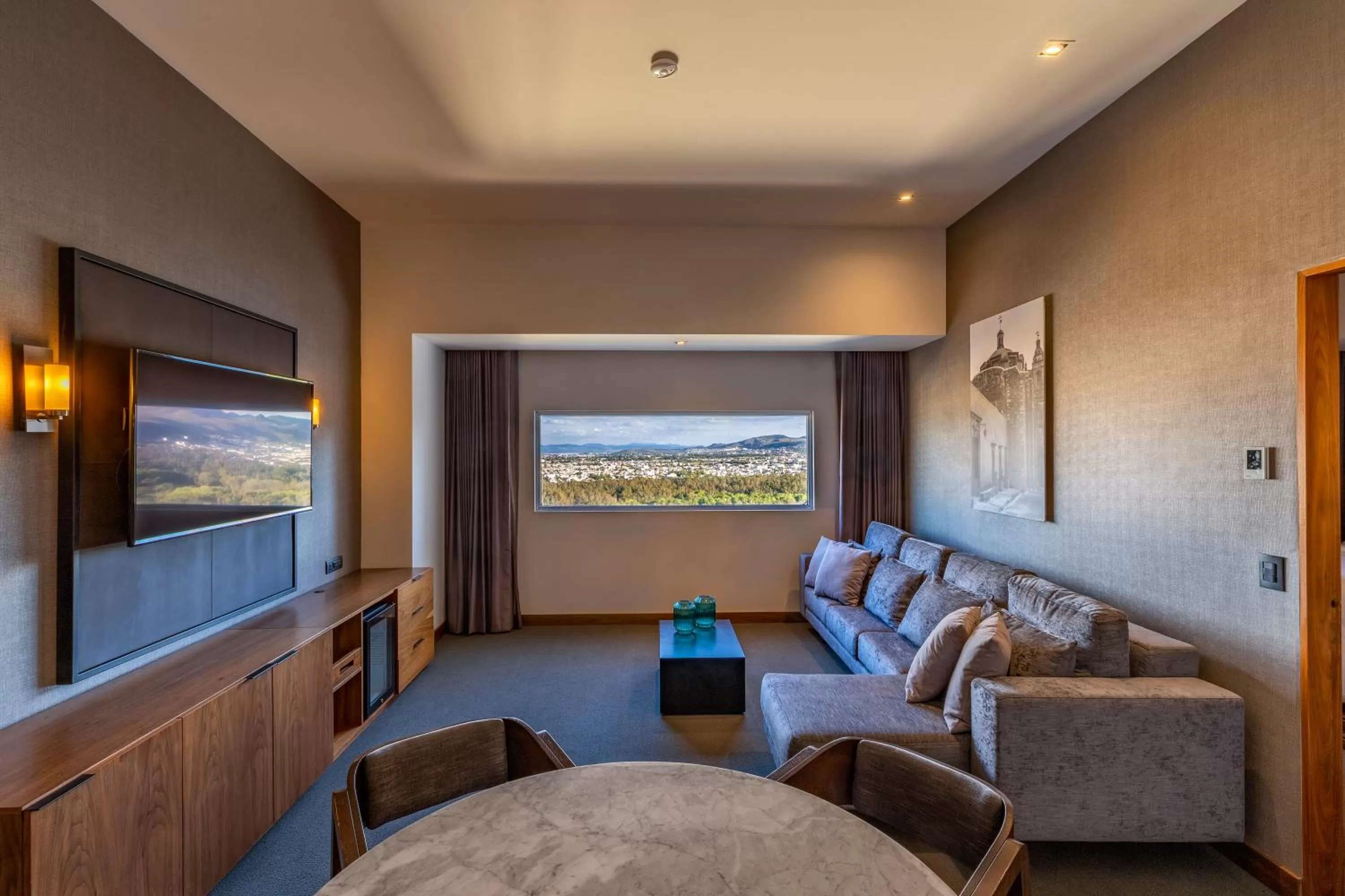 TV and multimedia in Fiesta Americana San Luis Potosi