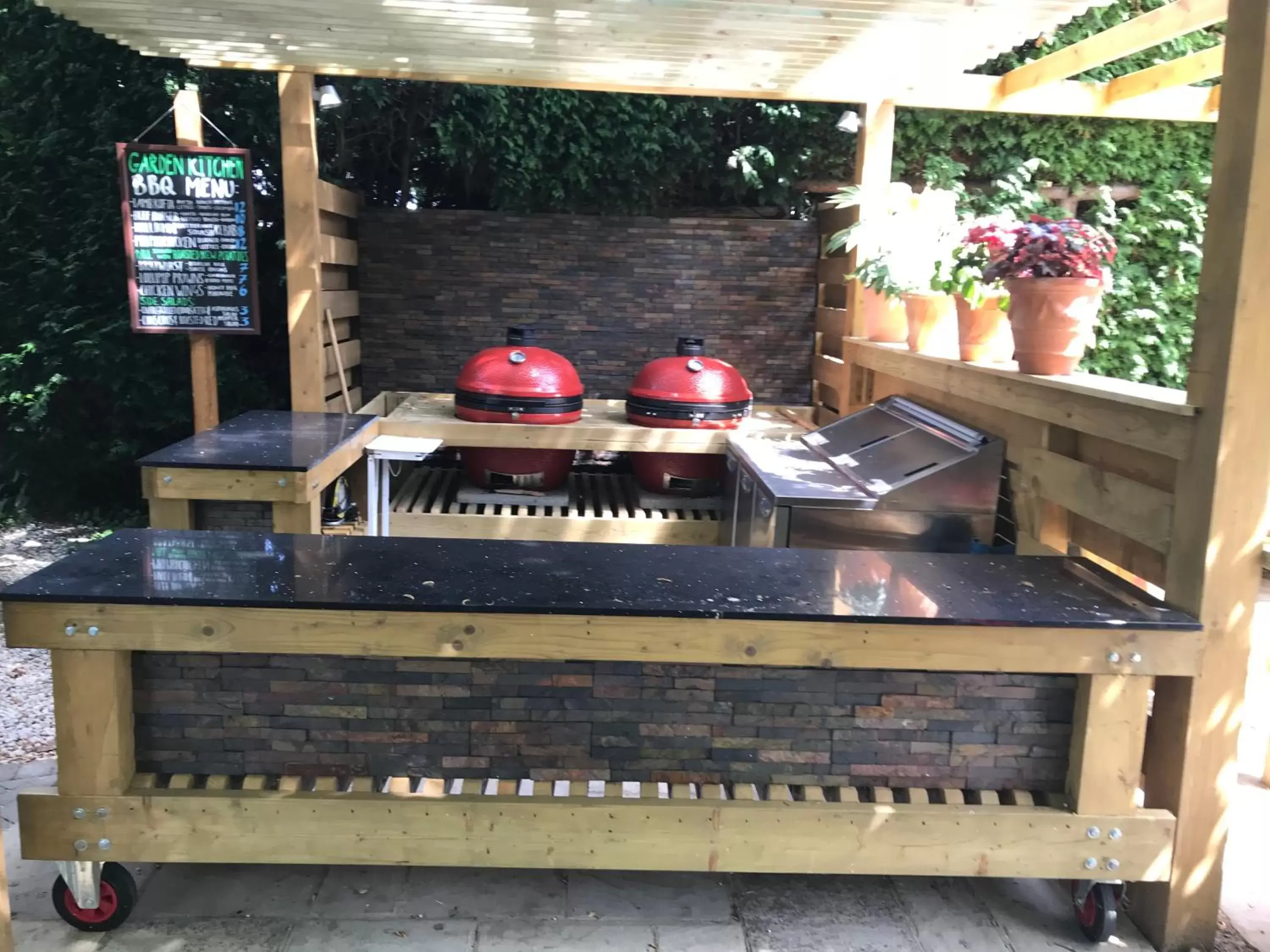 BBQ Facilities in The Carpenters Arms