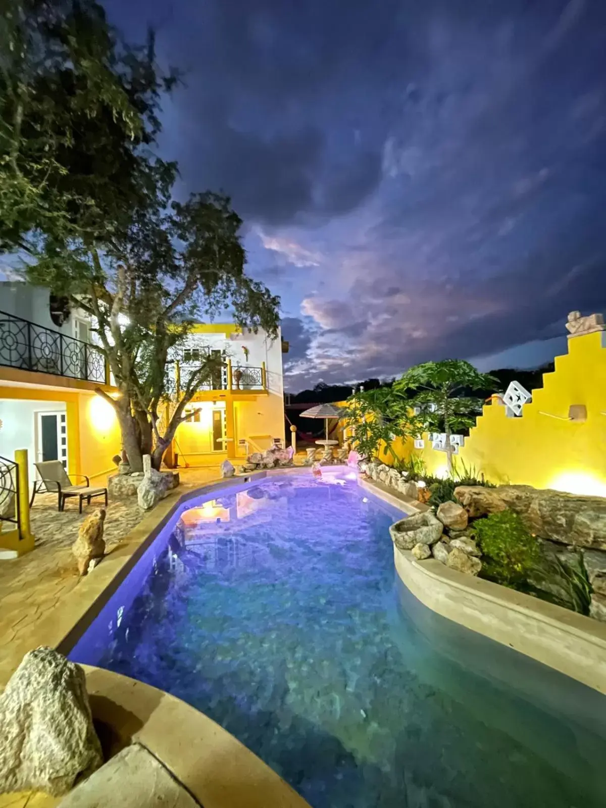 Property building, Swimming Pool in Buenosdías Izamal