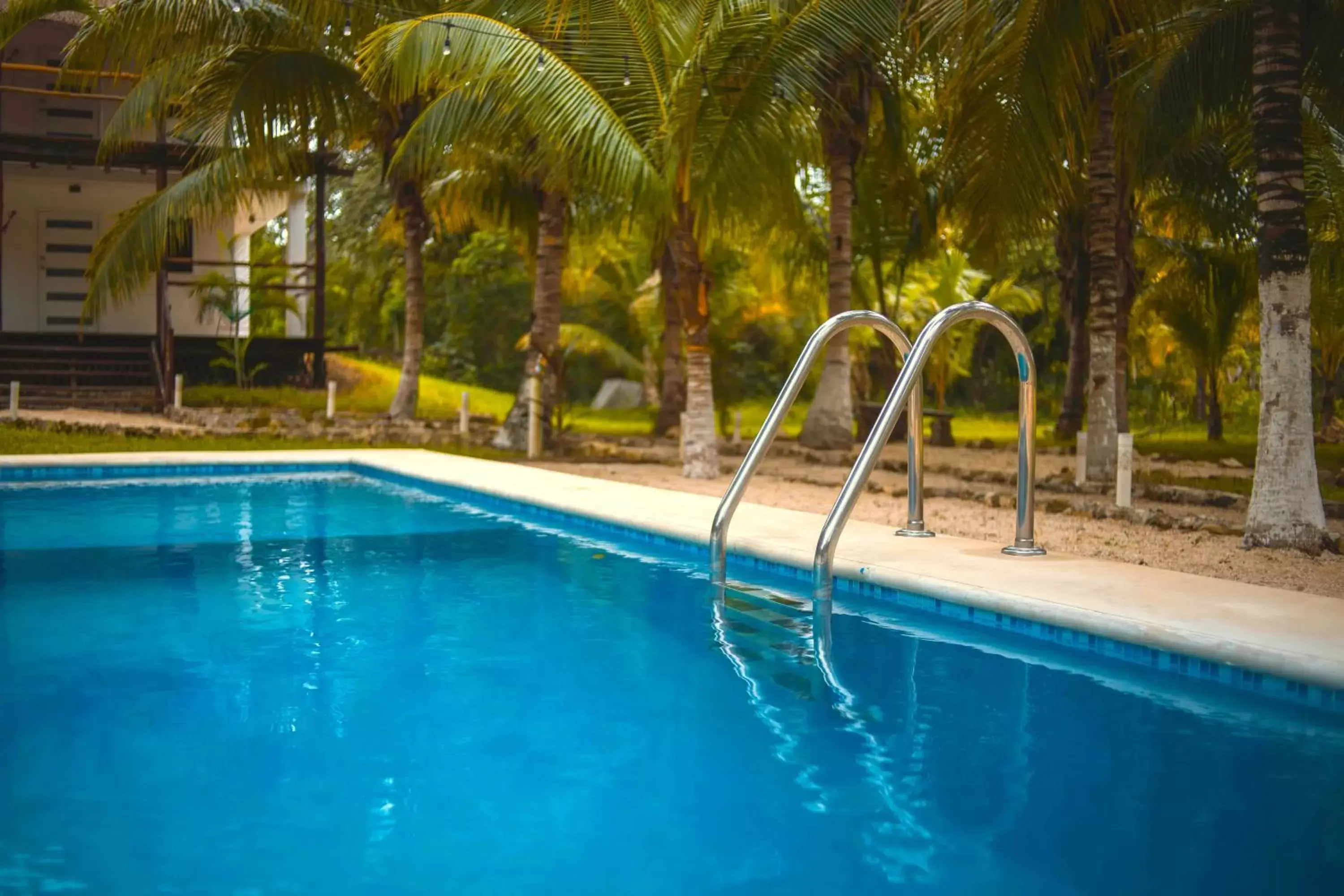 Swimming Pool in Royal Palm Bacalar Cabañas & Lagoon Club