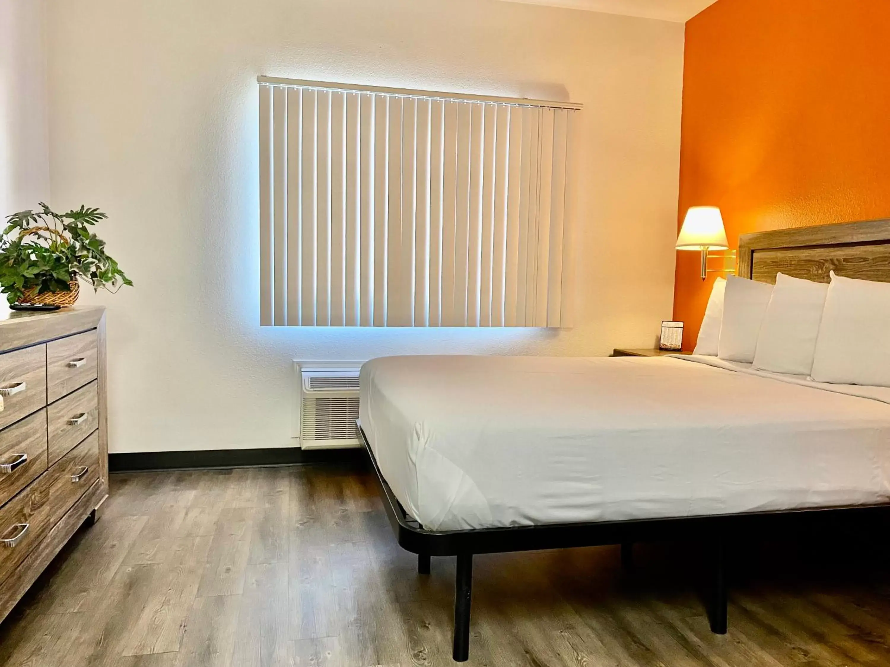 Bed in Siegel Select Las Vegas Boulevard