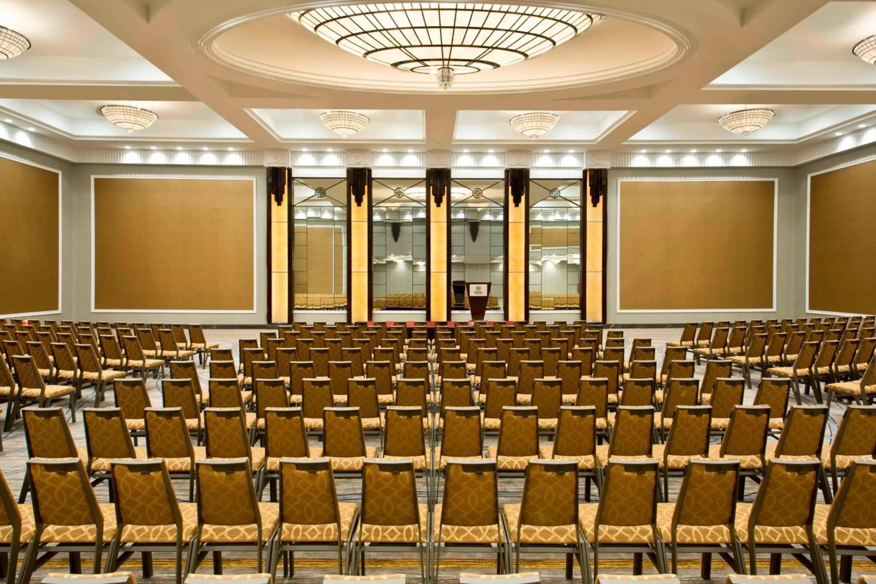 Meeting/conference room in Sheraton Valley Forge King of Prussia