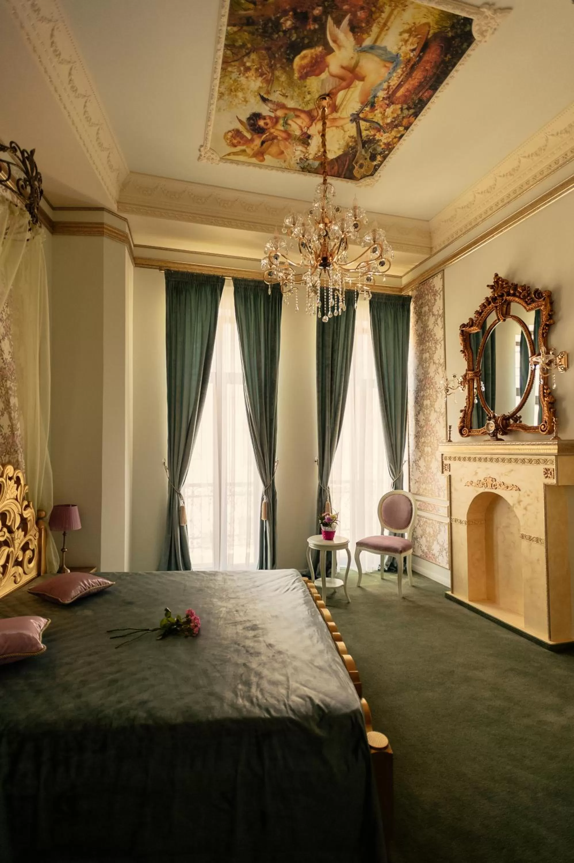 Day, Bed in Belle Epoque Boutique (Adult Only)