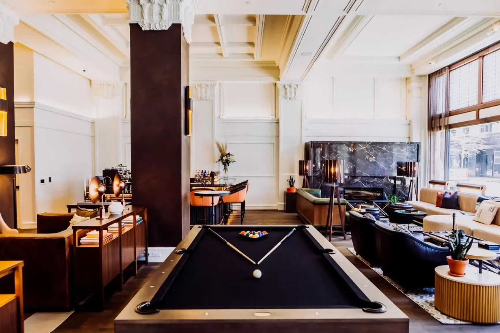 Billiard, Billiards in Surety Hotel